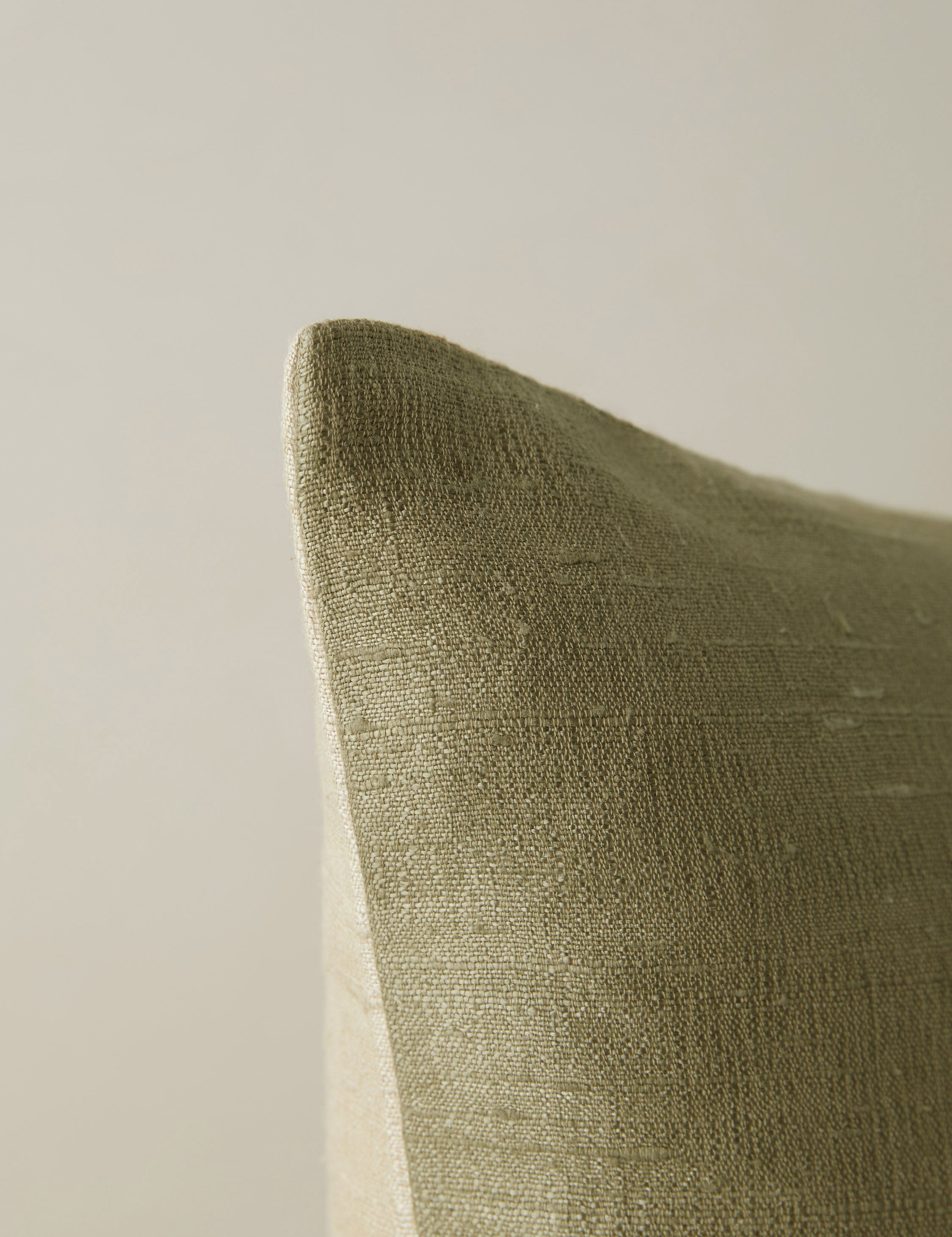 James Perkins Event Horizon Silk Pillowcase - Luxury 100% Mulberry Silk Pillow Cover for Hair & Skin Care - Perfect for Home, Travel & Gift Giving
