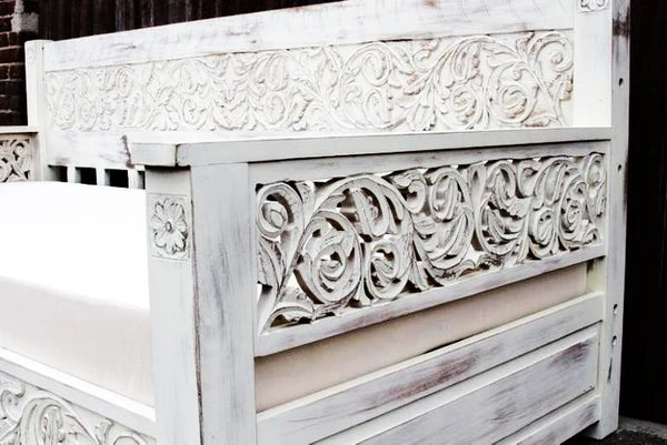 Hand Carved Indian Solid Mango Wood Daybed - White Finish Modern Boho Style Sofa Bed for Living Room, Bedroom or Outdoor Patio Lounge