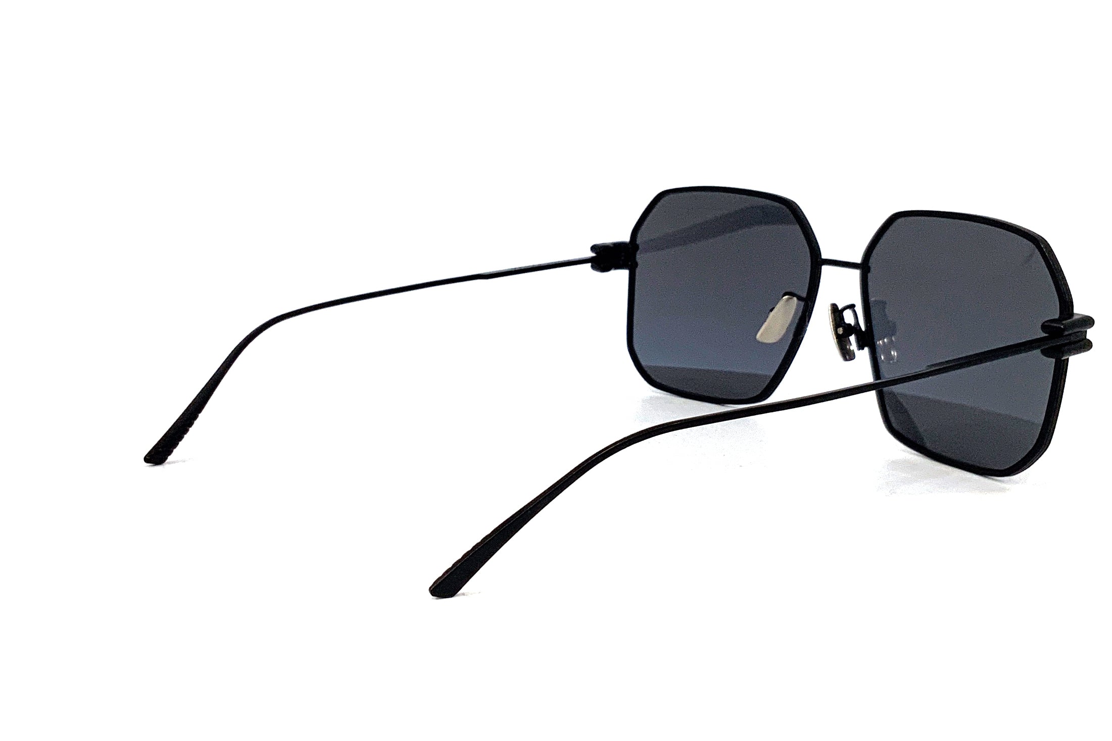 Bottega Veneta BV1047S (001) Sunglasses - Luxury Polarized UV Protection for Men & Women | Perfect for Outdoor Activities, Travel, and Fashion Accessories