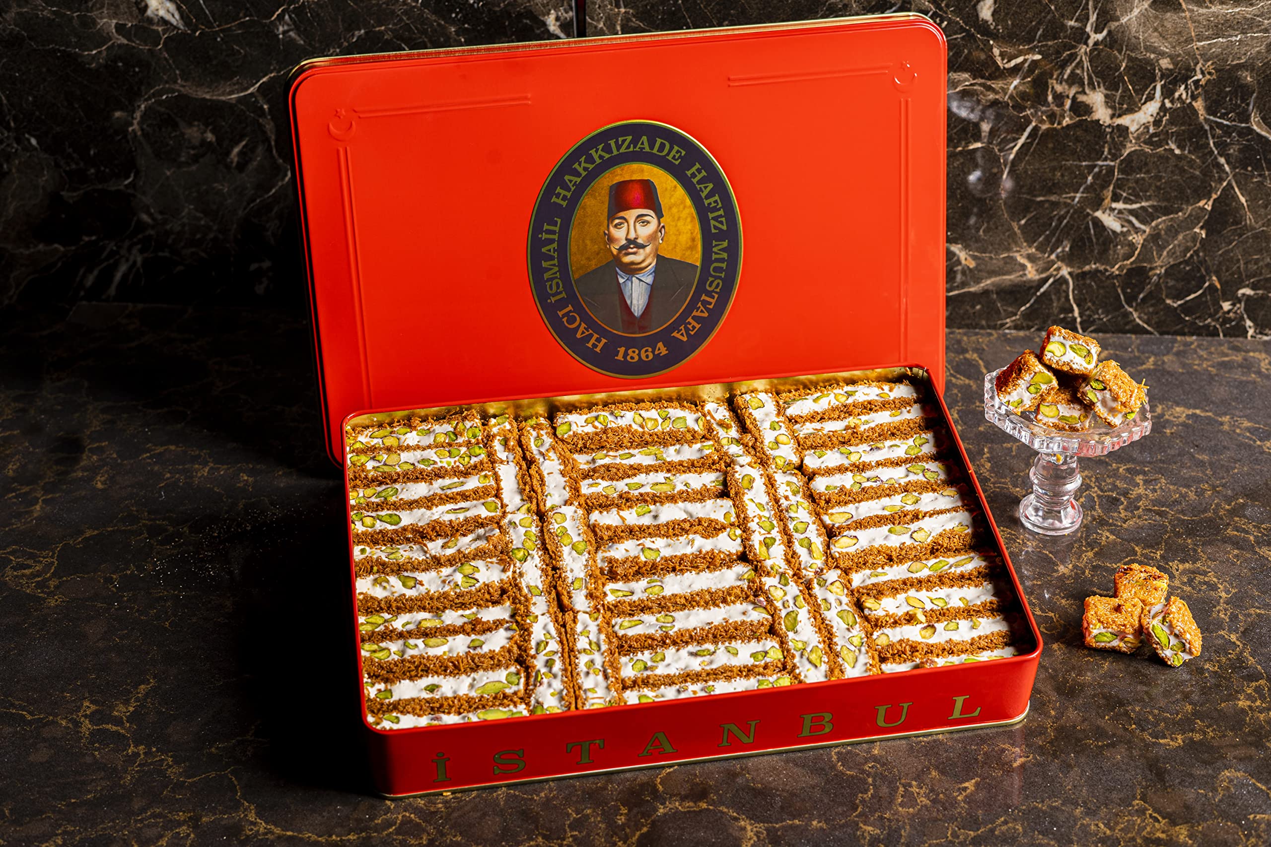 Hafiz Mustafa 1864 Istanbul Turkish Delight & Ottoman Kadaifi Dessert Gift Box - Pistachio, Pomegranate, Milk Flavored Turkish Sweets Tray | Perfect for Birthday, Christmas Gifts & Holiday Celebrations