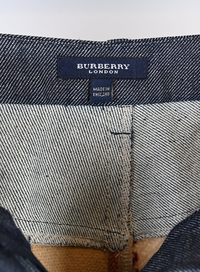 Burberry Check Longuette Skirt Size 42 - Classic Plaid Design for Women | Perfect for Office, Parties & Casual Outfits