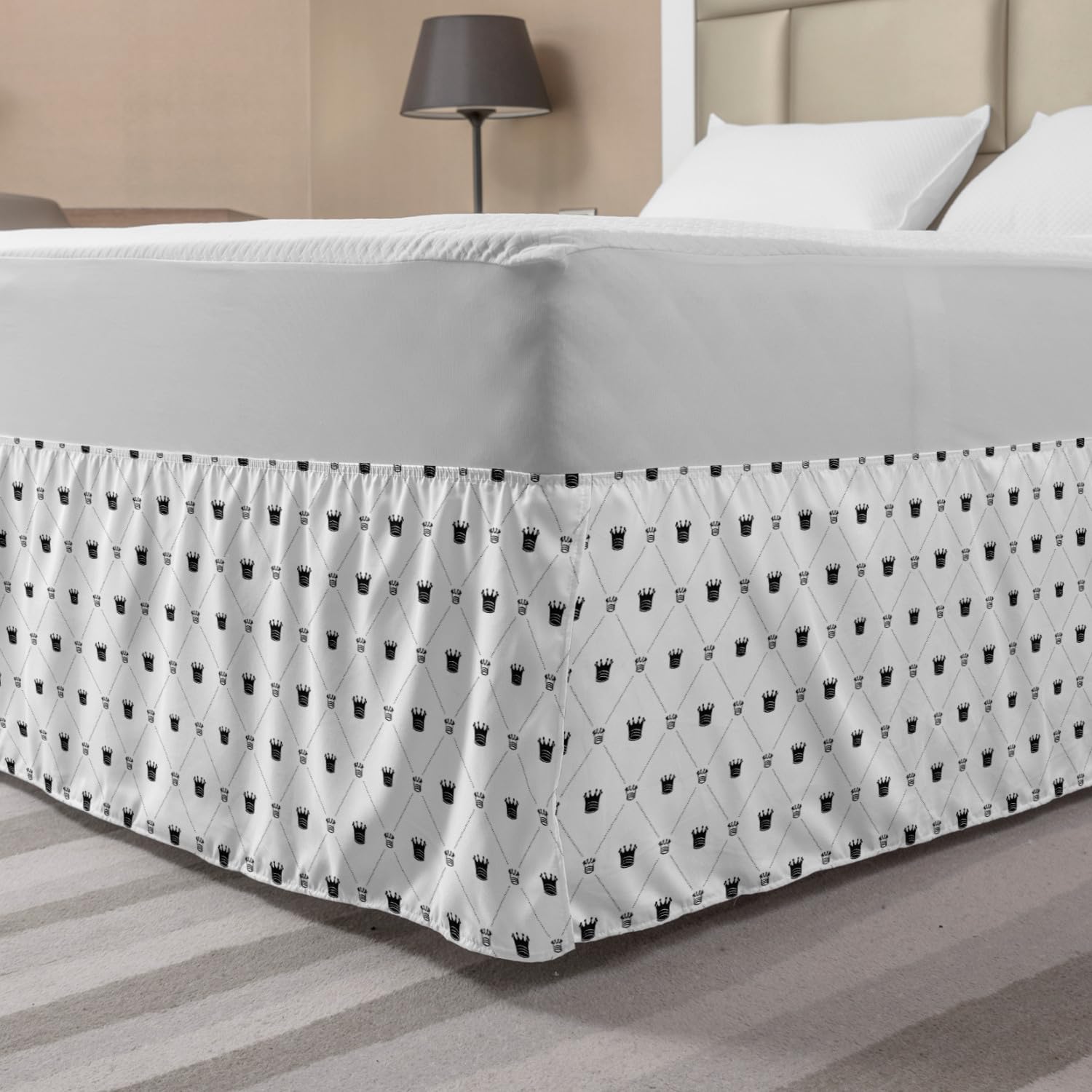 Ambesonne Abstract Diamond Check Bed Skirt - Monochrome Black & White Queen Size with Elastic Wrap Around & Gathered Design | Traditional Symbolic Crown Pattern for Power & Victory | Perfect for Bedroom Decor, Guest Rooms & Master Suite Styling
