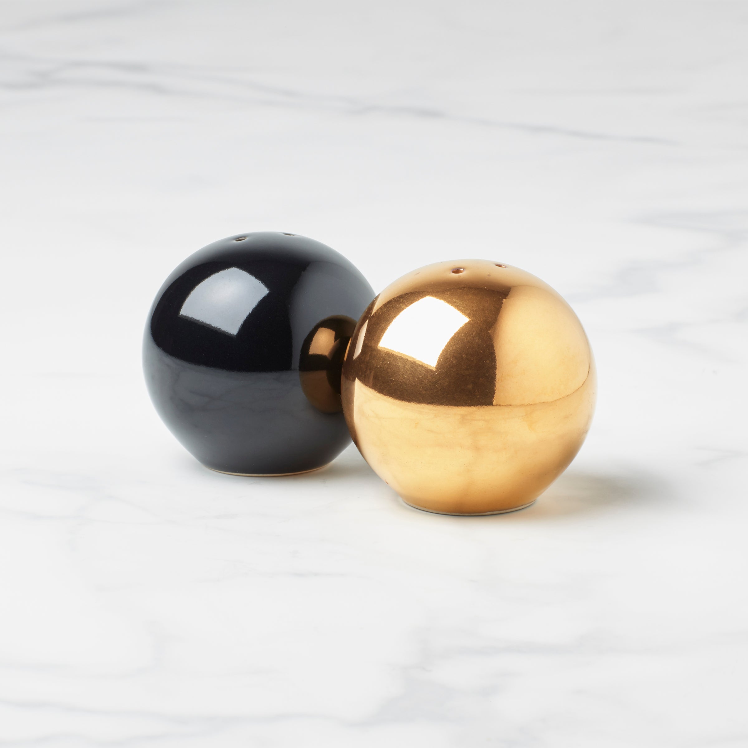 Premium Stainless Steel Salt and Pepper Shaker Set - Elegant Glass Body & Adjustable Grinder for Kitchen, Dining Table, and Restaurant Use