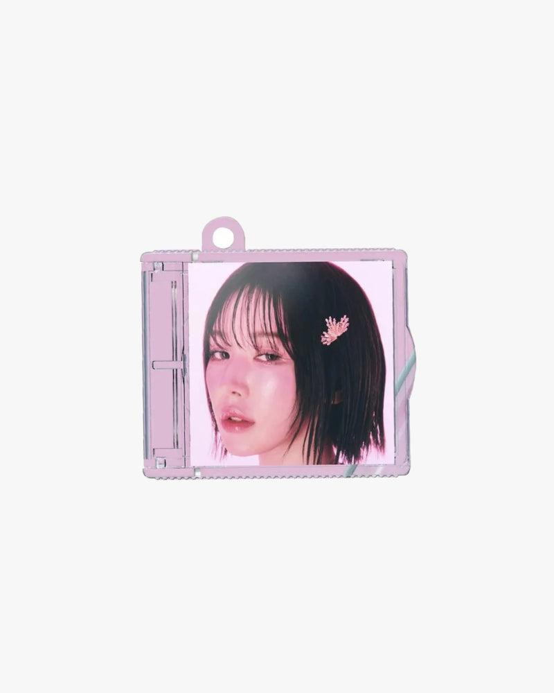 Red Velvet 7th Mini Album [Cosmic] SMini Version (Random Cover) - K-Pop Music CD for Collectors & Fans | Perfect for Birthday Gifts & K-Pop Collections