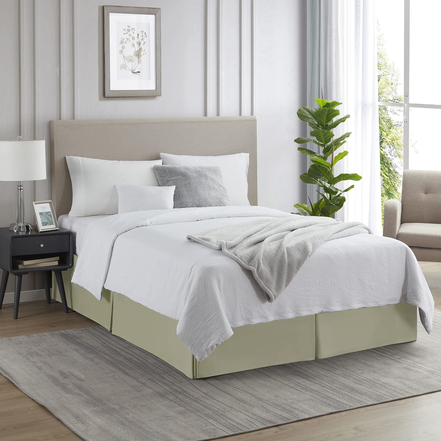 Nestl Green King Size Bed Skirt - 14 Inch Drop Brushed Microfiber Bed Skirt with Hotel Quality Pleats | Shrink & Fade Resistant | Perfect for Luxury Bedrooms & Hotel Room Decor