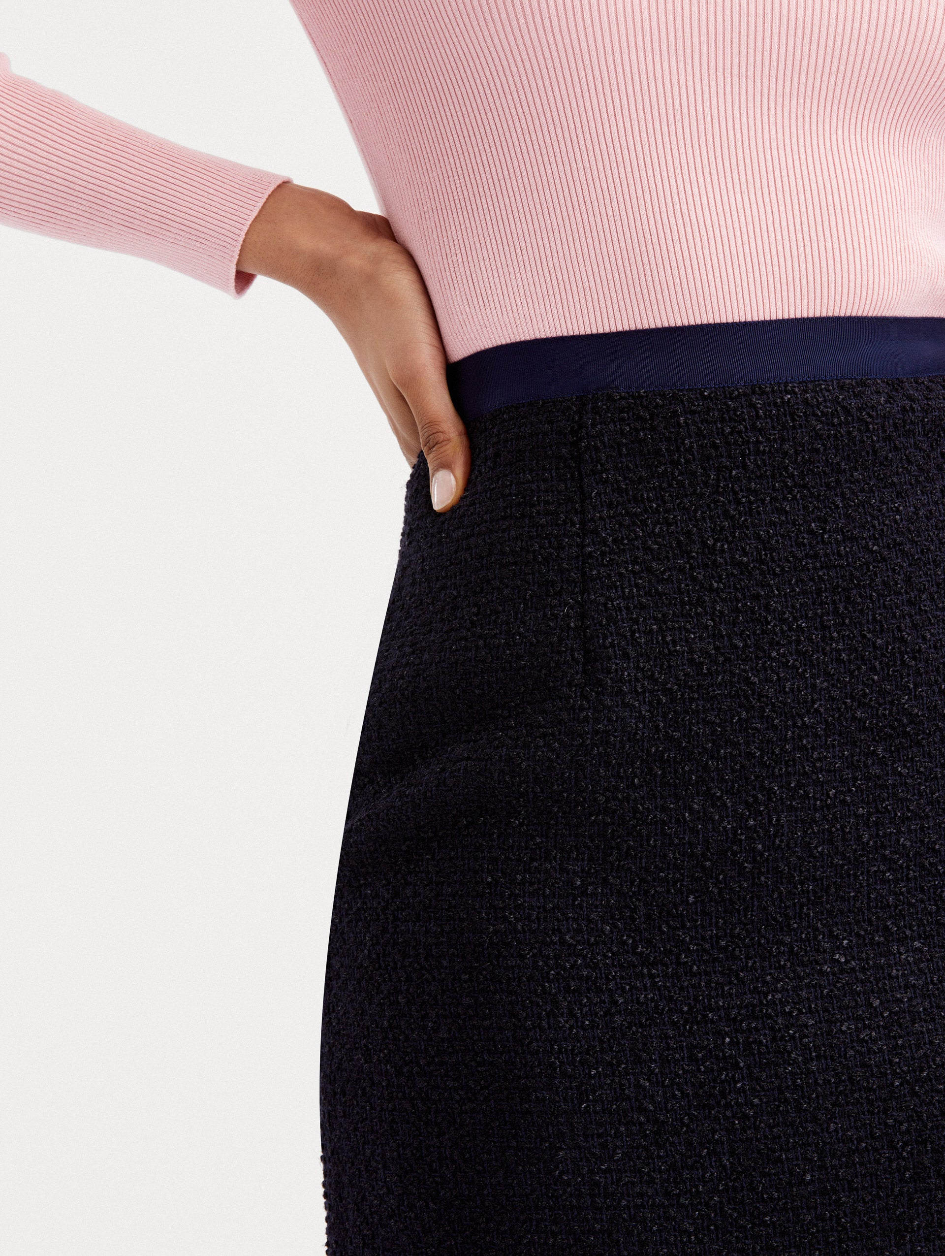 Elegant Boucle Tweed Pencil Skirt for Women - High Waist Office Work Skirt - Perfect for Business, Cocktail Parties & Formal Events