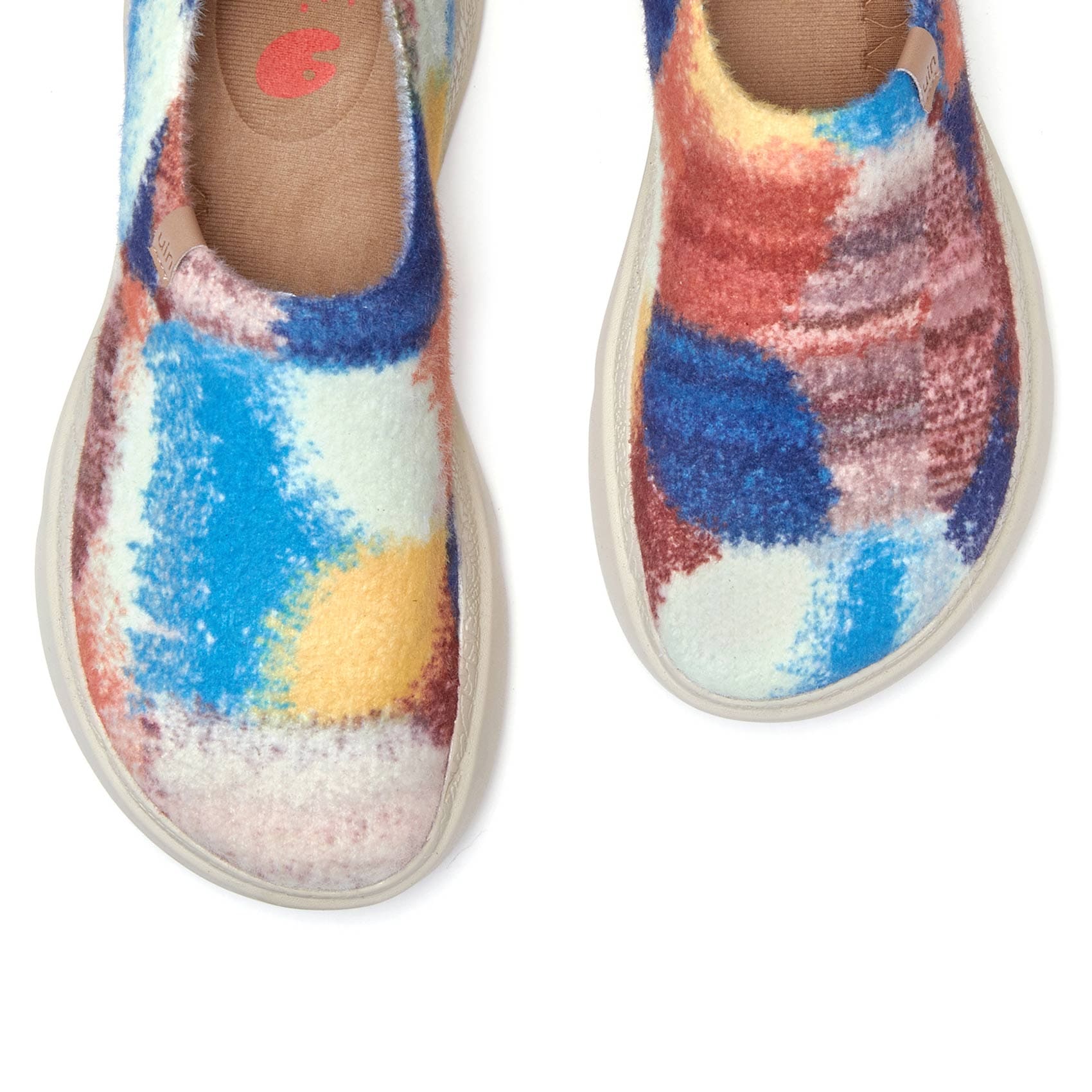 Vibrant Multicolored Parrot Toledo XII Women's Shoes - Perfect for Casual Wear, Outdoor Activities & Fashion Statements