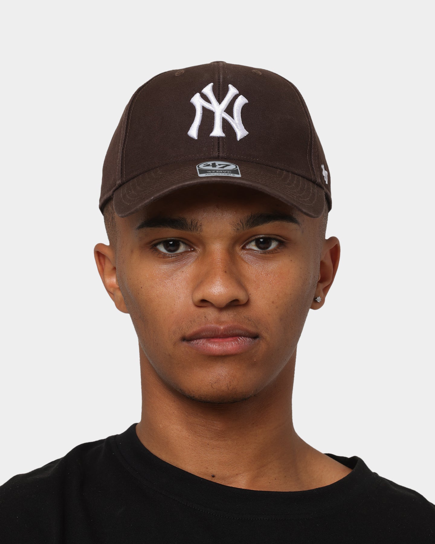47 Brand New York Yankees Legend Strapback Brown Adjustable Hat - Official MLB Licensed Baseball Cap for Men & Women - Perfect for Games, Streetwear & Fan Collections