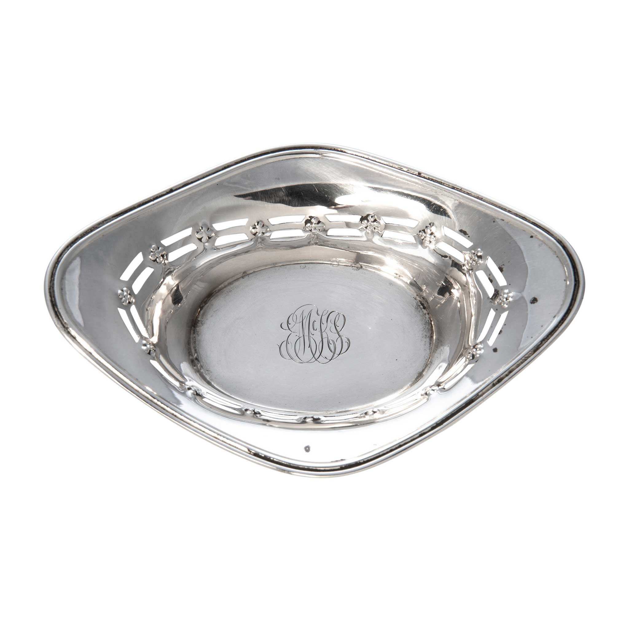Engraved Pierced Sterling Silver Nut Dish - Elegant Serving Tray for Nuts, Candy & Appetizers - Perfect for Parties, Weddings & Home Decor