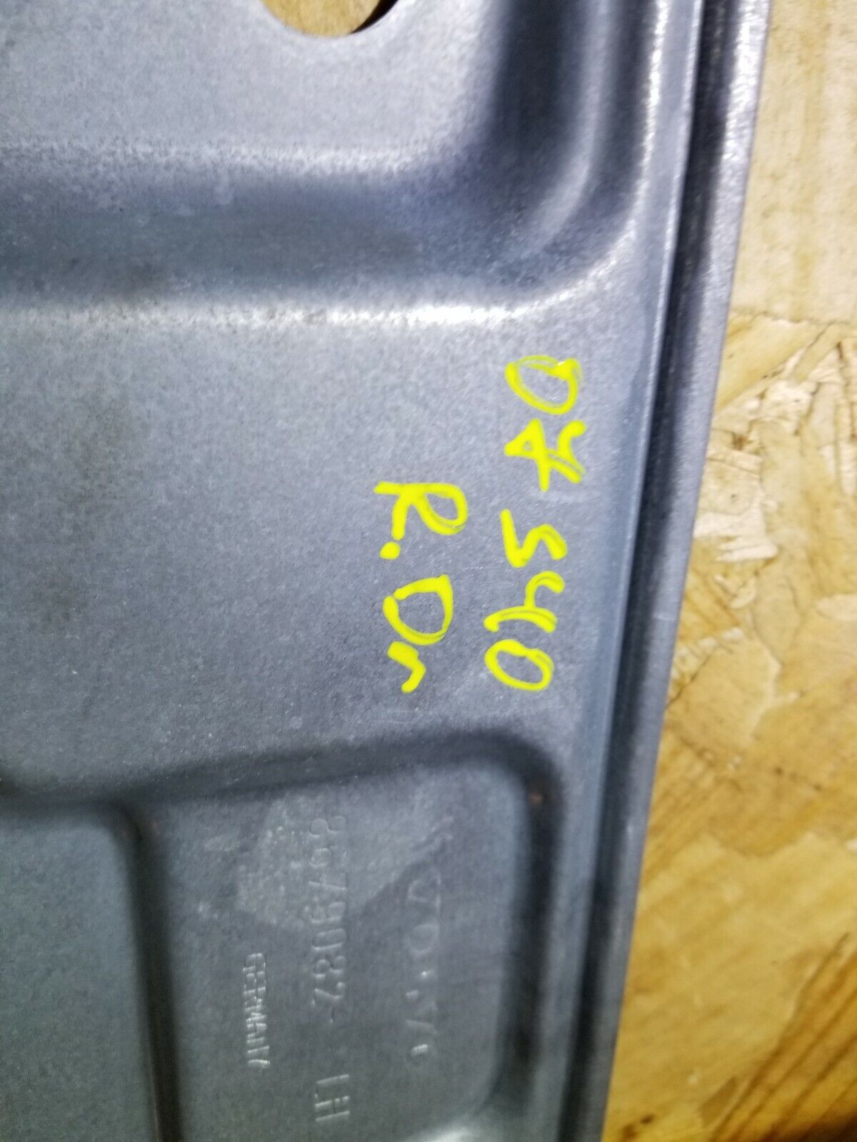 2005-2009 Volvo S40 Left Driver Side Rear Door Window Regulator Panel - OEM Replacement Part for Smooth Window Operation - Perfect for DIY Car Repairs and Window Mechanism Replacement