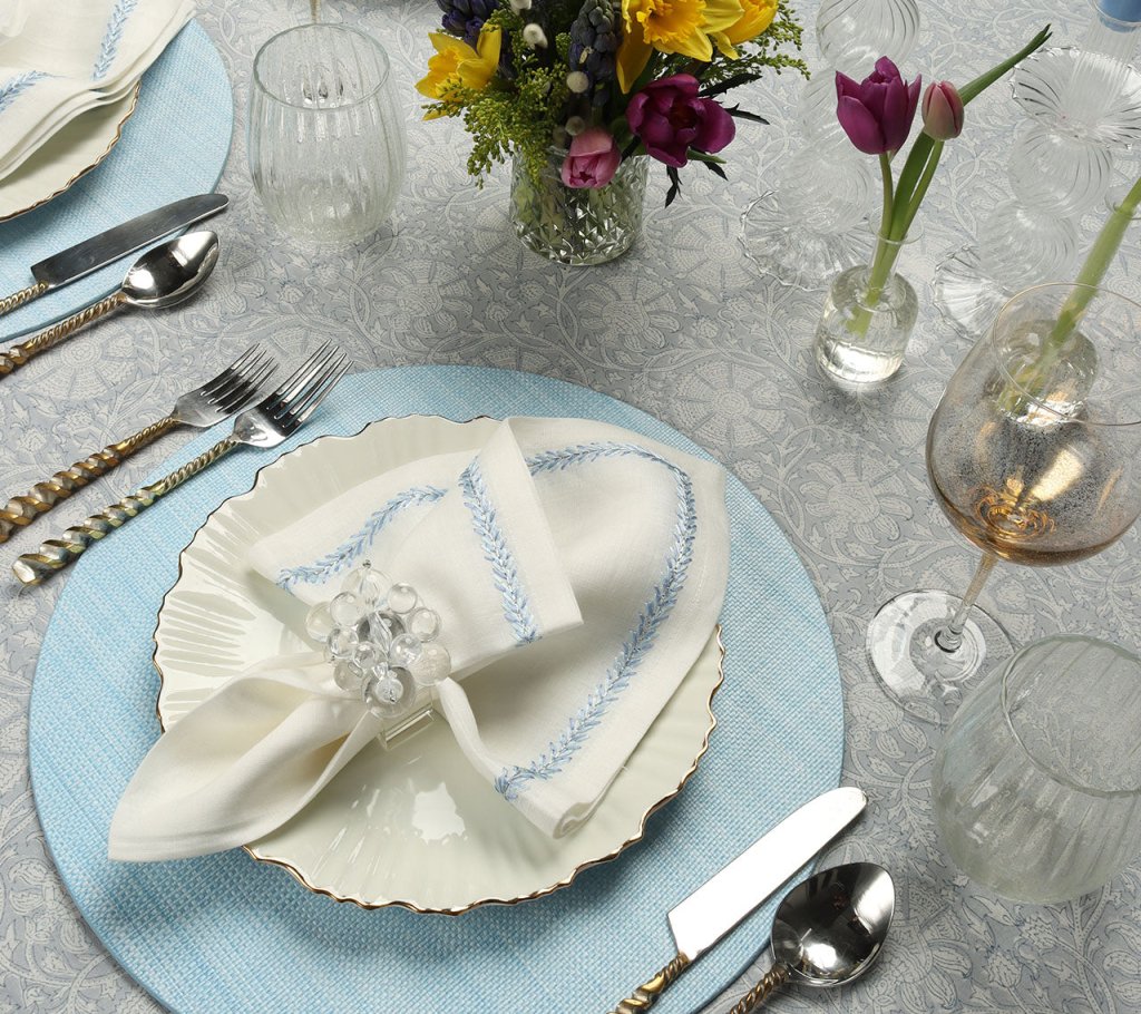 Elegant Provence Tablecloth in Periwinkle Blue - Perfect for French Country Dining, Outdoor Picnics & Farmhouse Decor