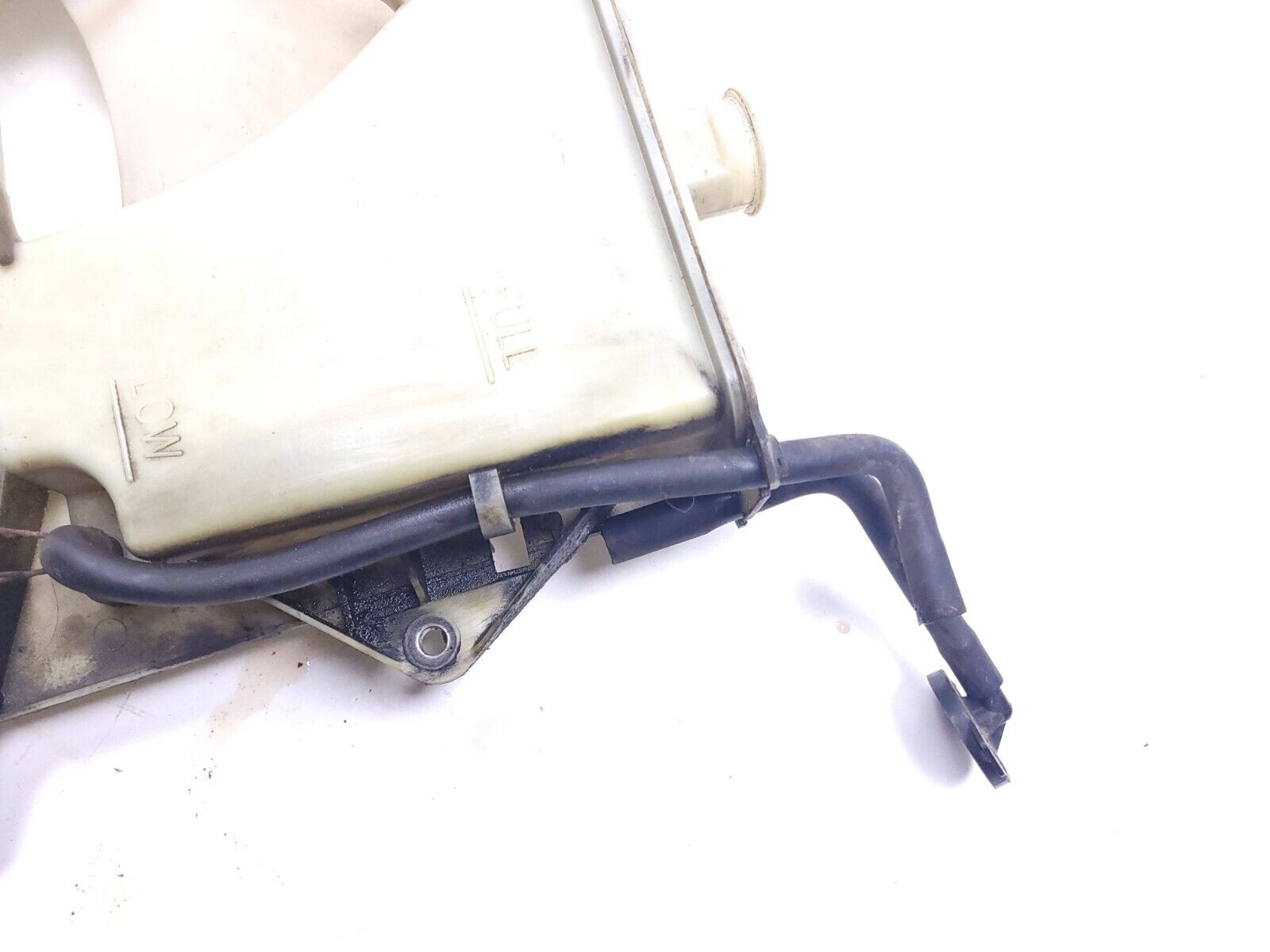 03 08 Toyota Corolla Radiator Cooling Fan with Overflow Reservoir - OEM Replacement Part for Engine Cooling System - Perfect for DIY Auto Repair & Maintenance