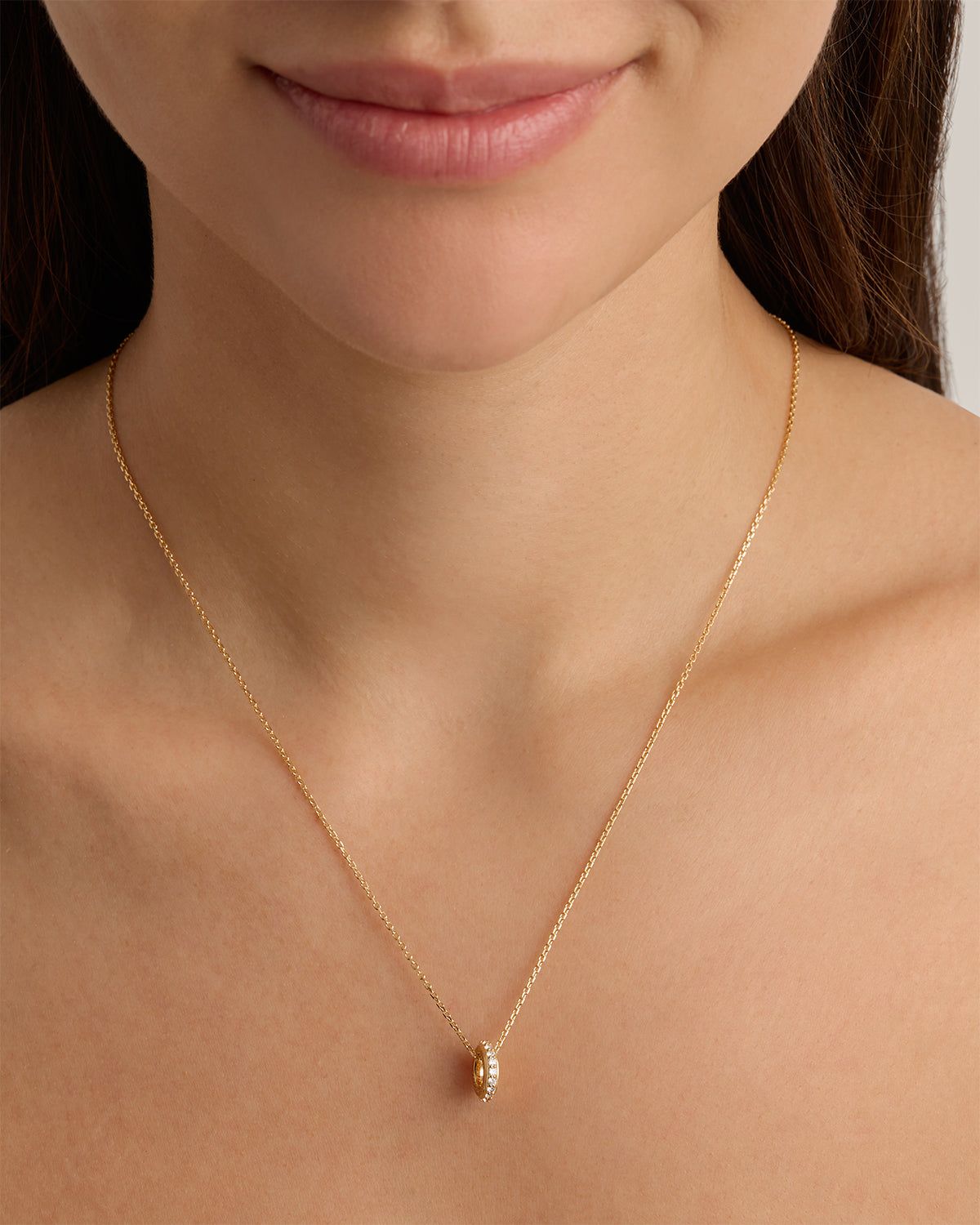 18K Gold Vermeil Halo Petal Charm Pendant Necklace - Dainty Floral Jewelry for Women - Perfect for Weddings, Anniversaries & Everyday Elegance