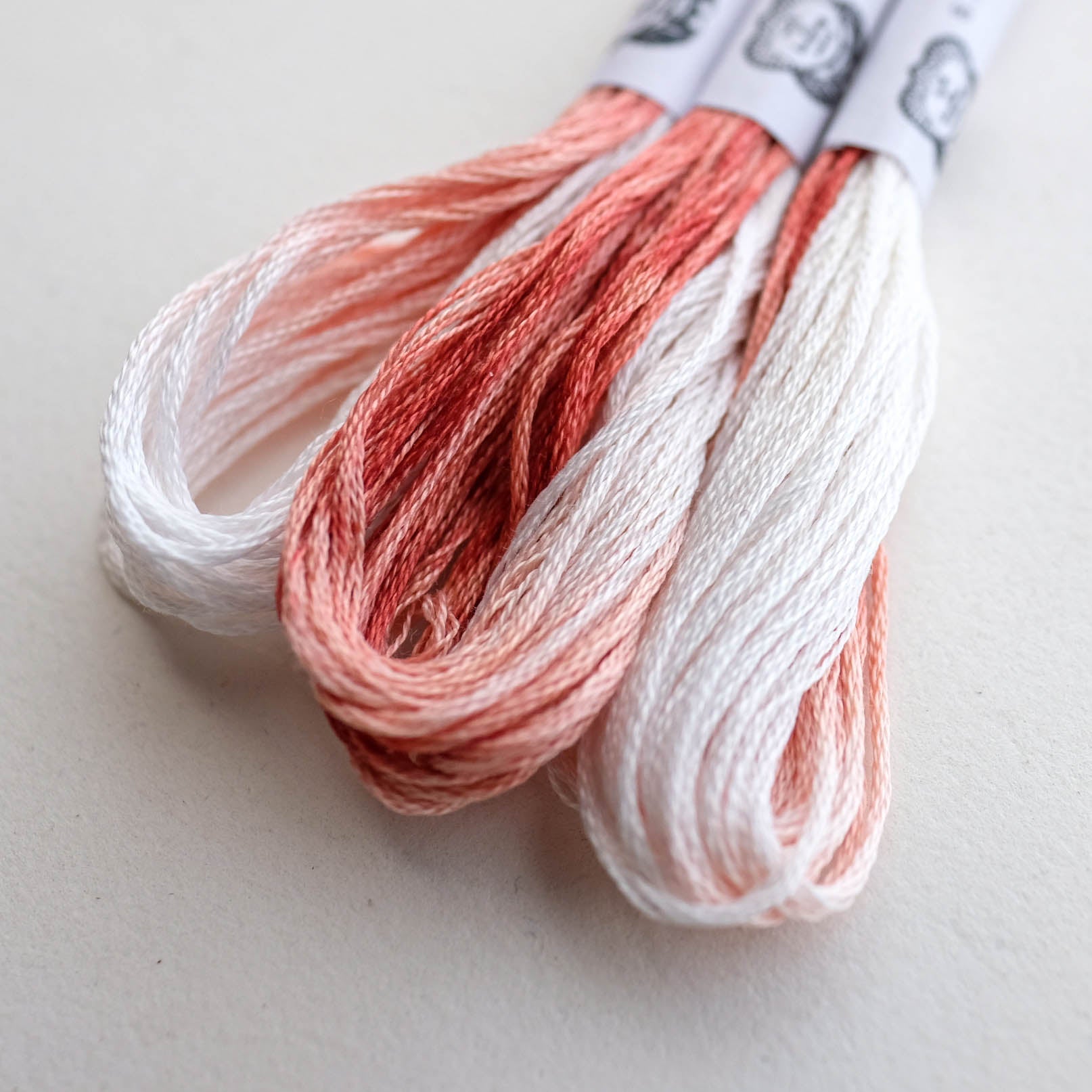 AVFKW Naturally Dyed Embroidery Floss - Premium Handmade Thread for Cross Stitch, Needlework & DIY Crafts - Perfect for Scrapbooking, Sewing Projects & Home Decor