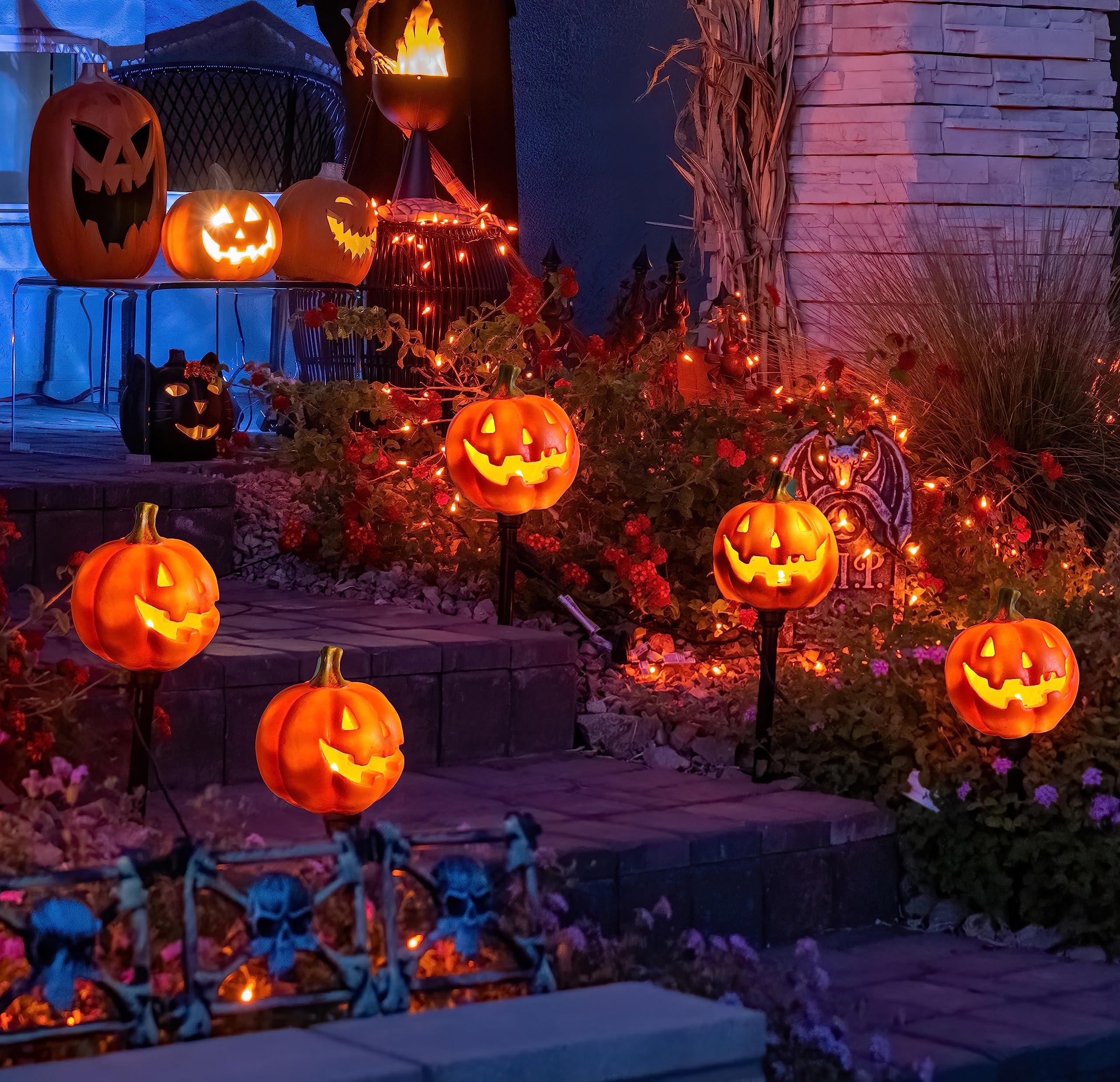 Halloween Solar Pumpkin Lights - 4 Pack Outdoor Decor for Walkway