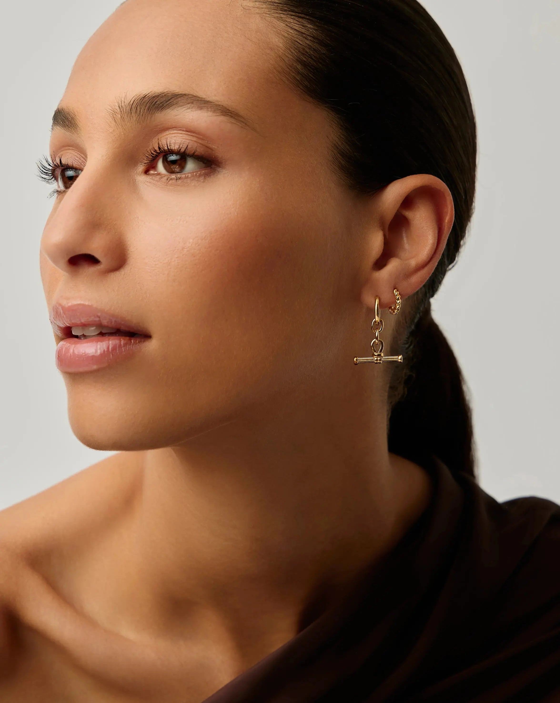 18ct Gold Plated Ridge T Bar Drop Huggie Earrings - Elegant Dangle Earrings for Women, Perfect for Parties, Weddings & Everyday Wear