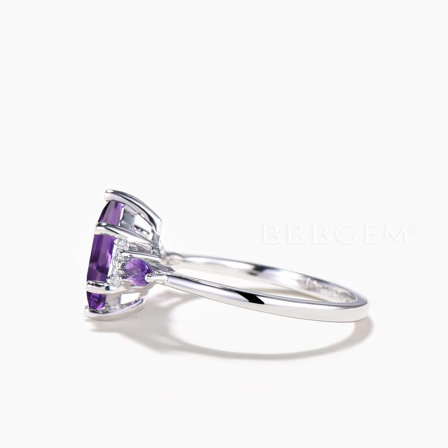 Natural Amethyst Hexagon Cut Engagement Ring with Diamond Cluster - Perfect for Wedding Proposals & Anniversary Gifts