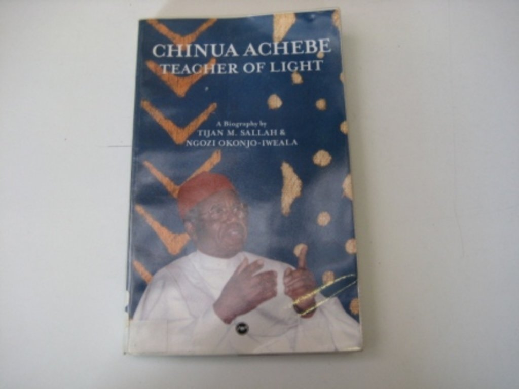 Chinua Achebe Biography - Life of Literary Icon for Book Lovers