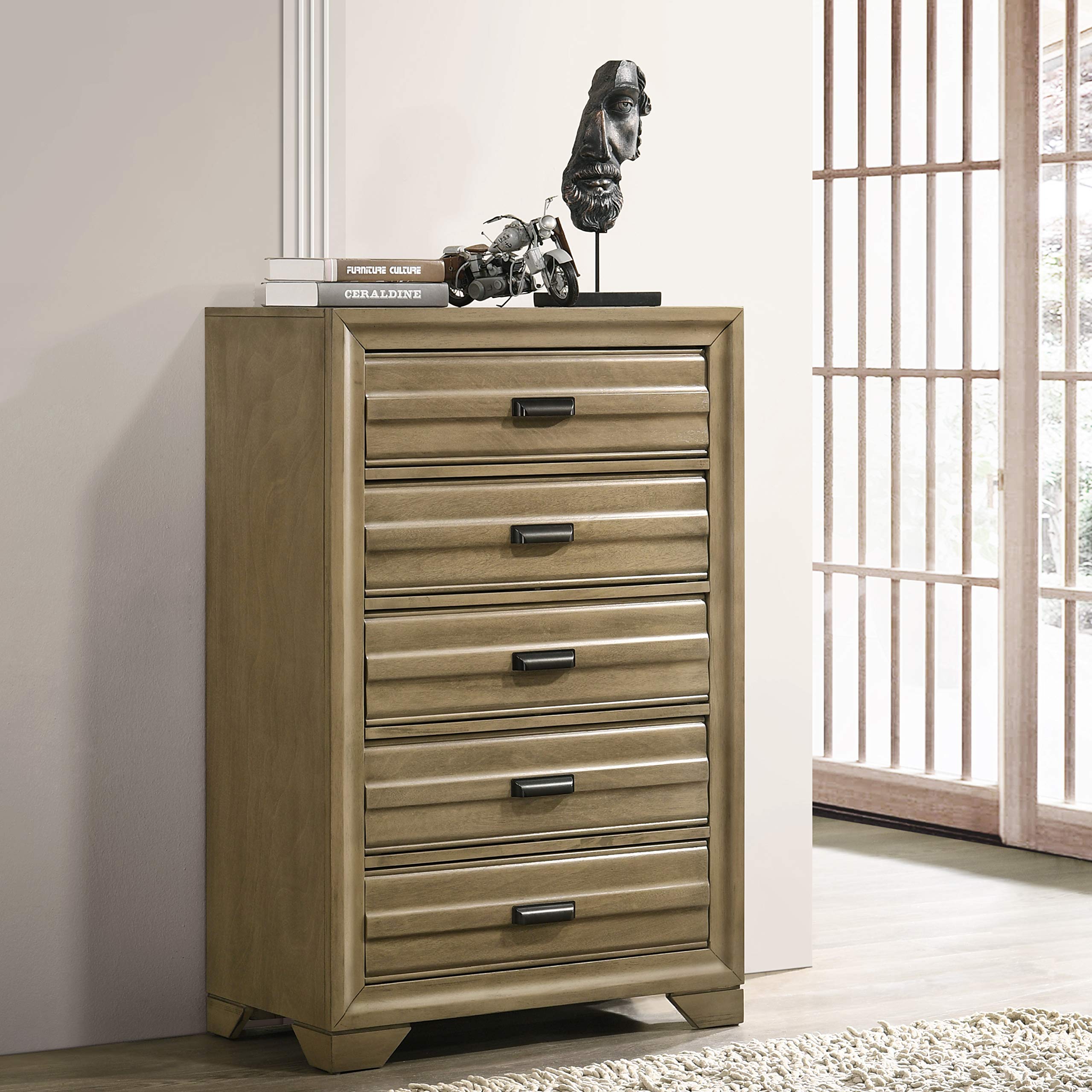 Roundhill Furniture Loiret Wood Storage Platform Queen Bedroom Set with Dresser, Mirror, 2 Nightstands & Chest - Light Gray Finish - Modern Bedroom Furniture for Small Spaces & Guest Rooms