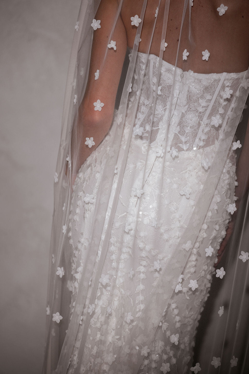 Posie Veil - Elegant Floral Wedding Veil for Brides | Perfect for Boho, Garden & Outdoor Weddings