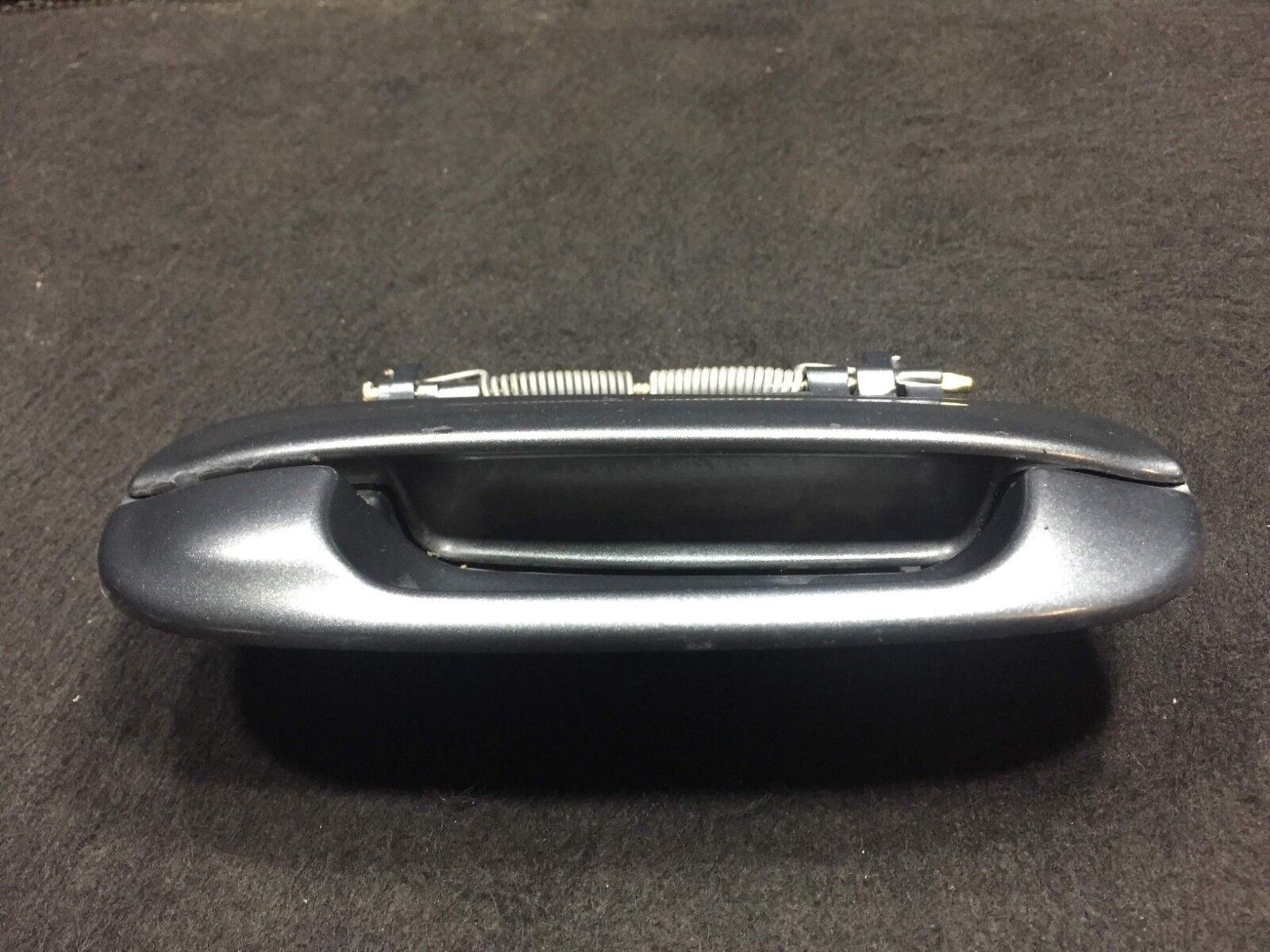 2004-2007 Cadillac CTS Front Right Passenger Door Handle OEM Replacement - Perfect for Car Repair & Restoration Projects