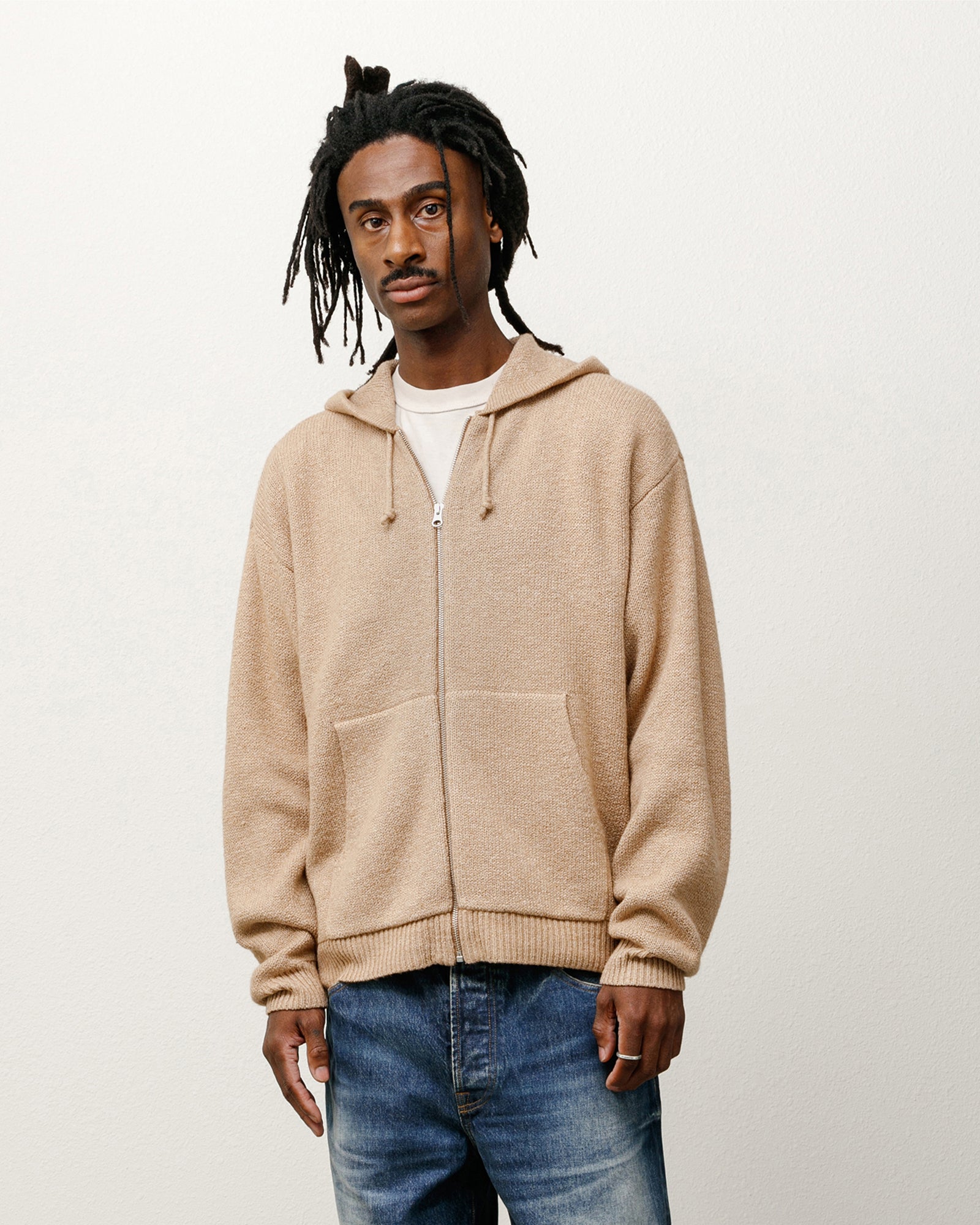 Stylish Hooded Zip Sweater for Men & Women - Cozy Fleece Pullover with Front Zipper - Perfect for Outdoor Activities, Casual Wear & Layering