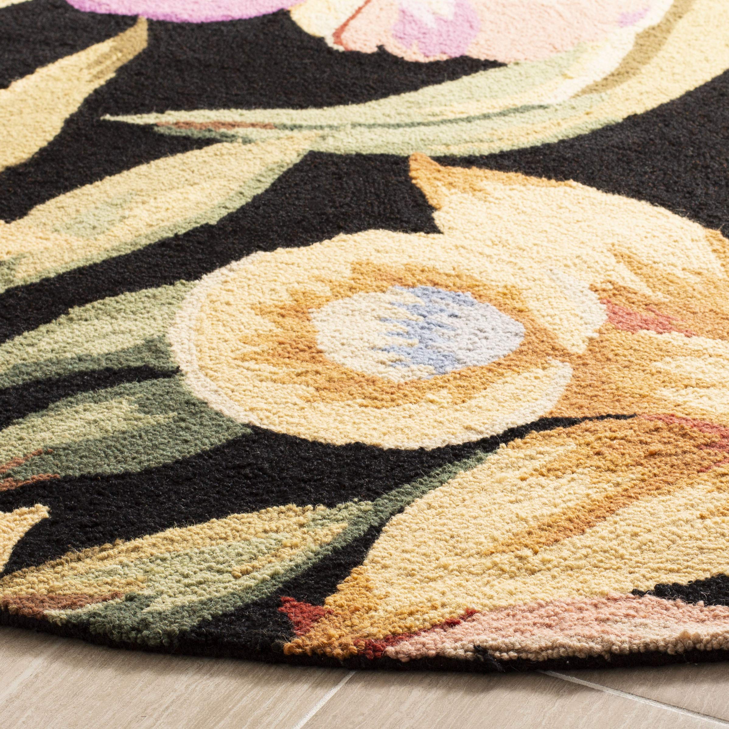 SAFAVIEH Chelsea Collection Hand-Hooked Wool Area Rug - 4'6
