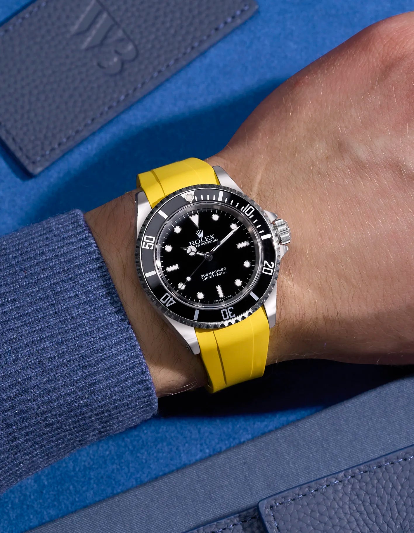 High-Quality FKM Rubber Watch Band with Original Clasp - Compatible with Rolex Submariner 16610 & 14060 Models | Durable, Waterproof Replacement Strap for Diving, Swimming & Outdoor Activities