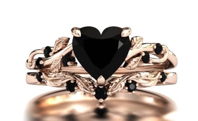 Black Onyx Heart-Shaped Wedding Ring Set for Women - 925 Sterling Silver Black Gold Plated Engagement & Anniversary Band (Size 4) - Perfect for Romantic Proposals, Weddings & Special Occasions