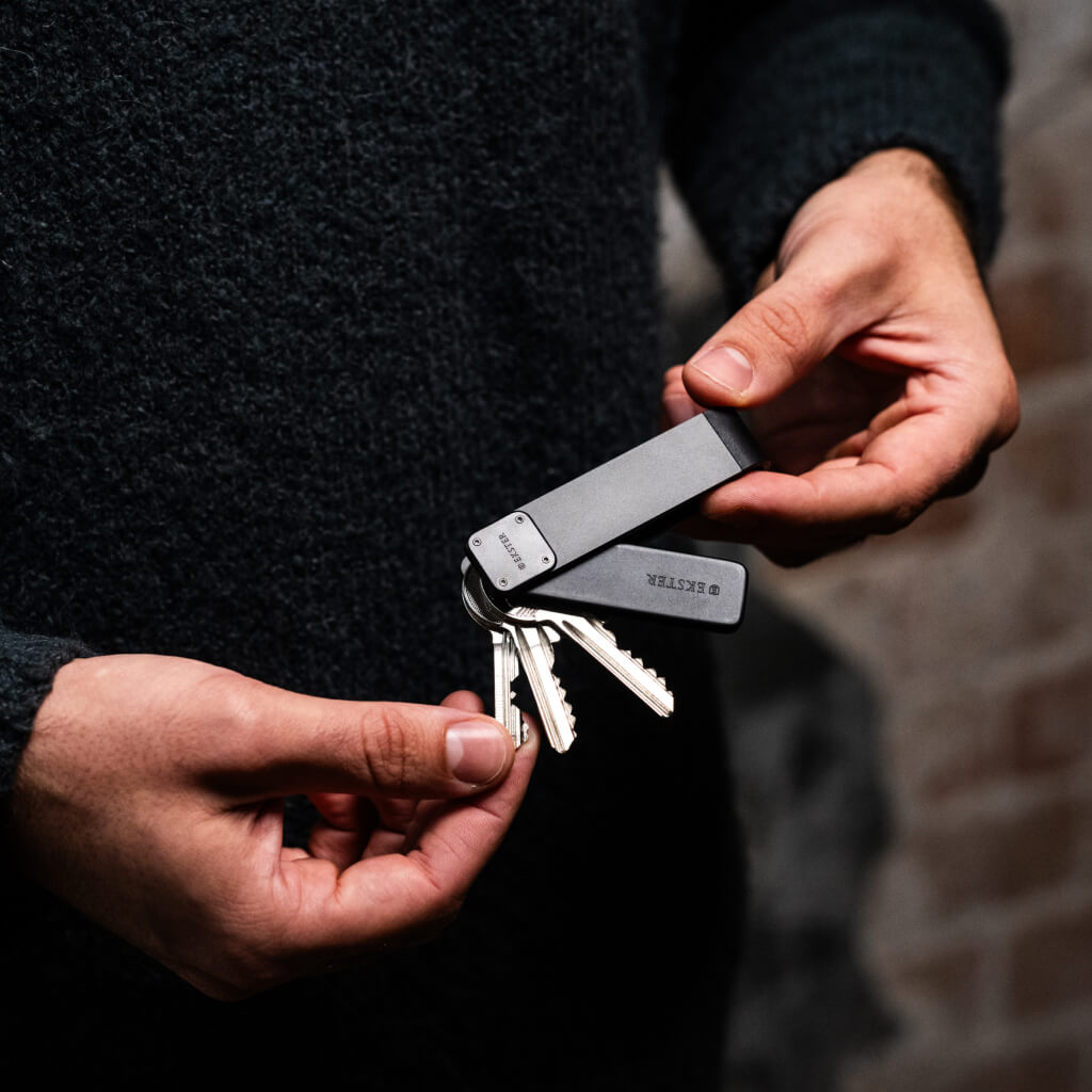 Premium Leather Key Case Holder - Durable & Stylish Key Organizer for Home, Office, and Travel Accessories | Perfect Gift for Men & Women