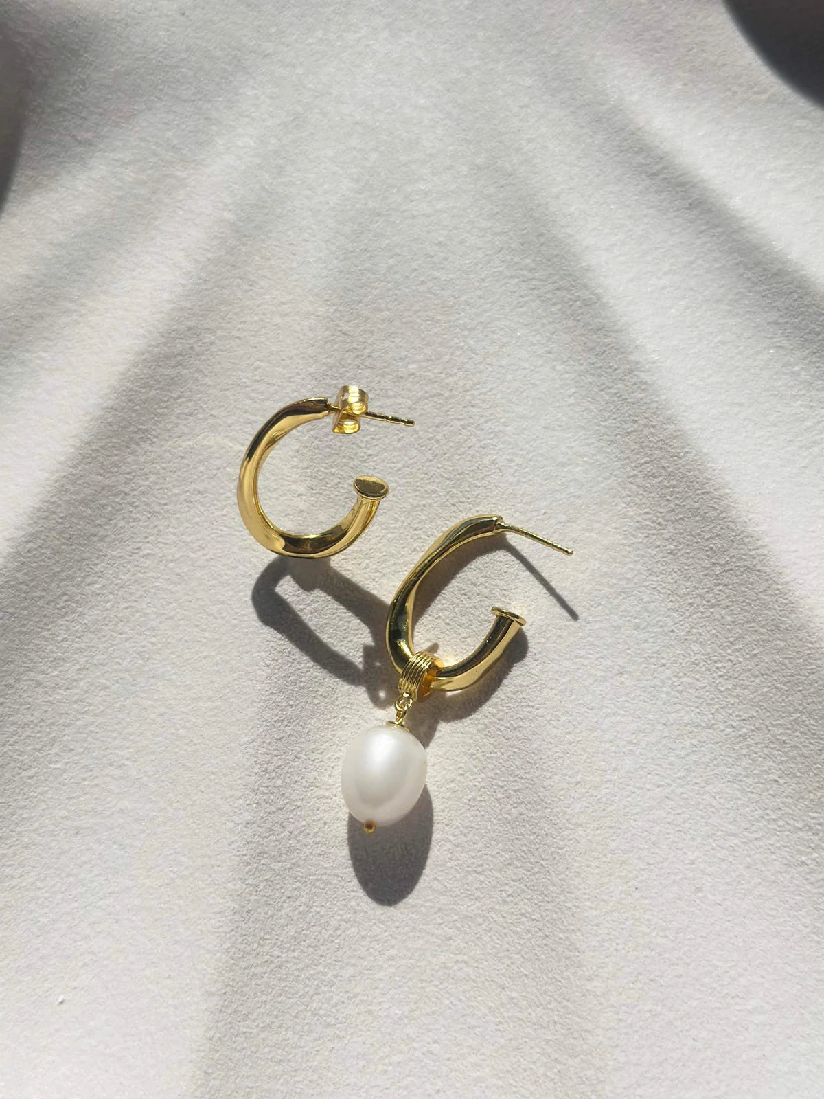Lola Knight Indigo Hoop Earrings with Pearl Charm - 18K Gold Plated Dainty Jewelry for Women, Elegant Gift for Her, Perfect for Parties & Date Nights