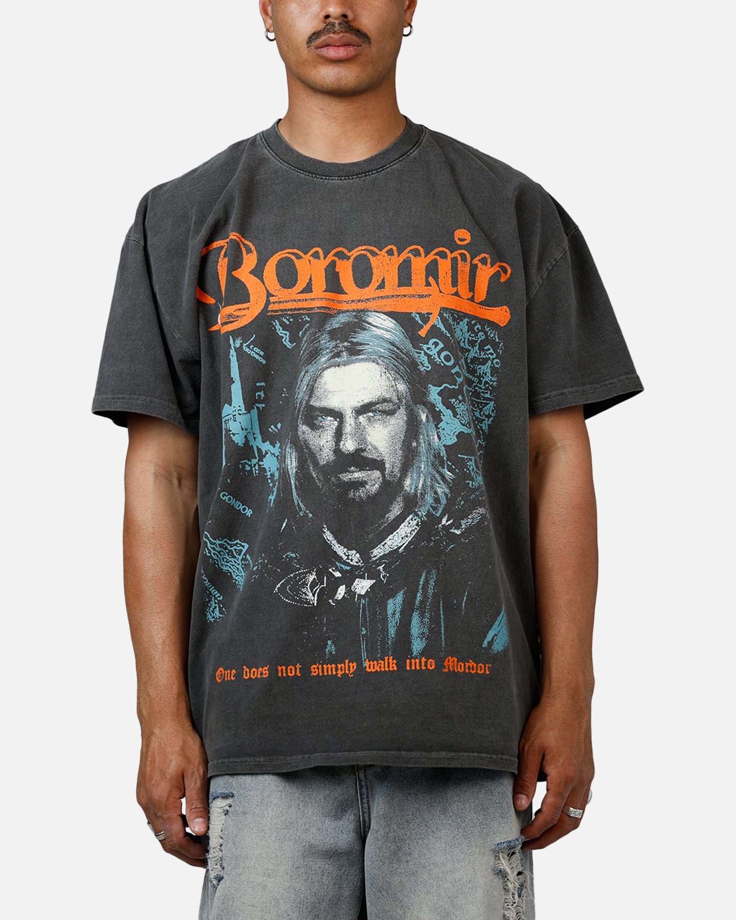 Lord of the Rings Boromir Heavyweight Cotton T-Shirt - Vintage Black Wash | Officially Licensed LOTR Merchandise for Fans & Collectors - Perfect for Cosplay, Movie Nights, and Fantasy Conventions