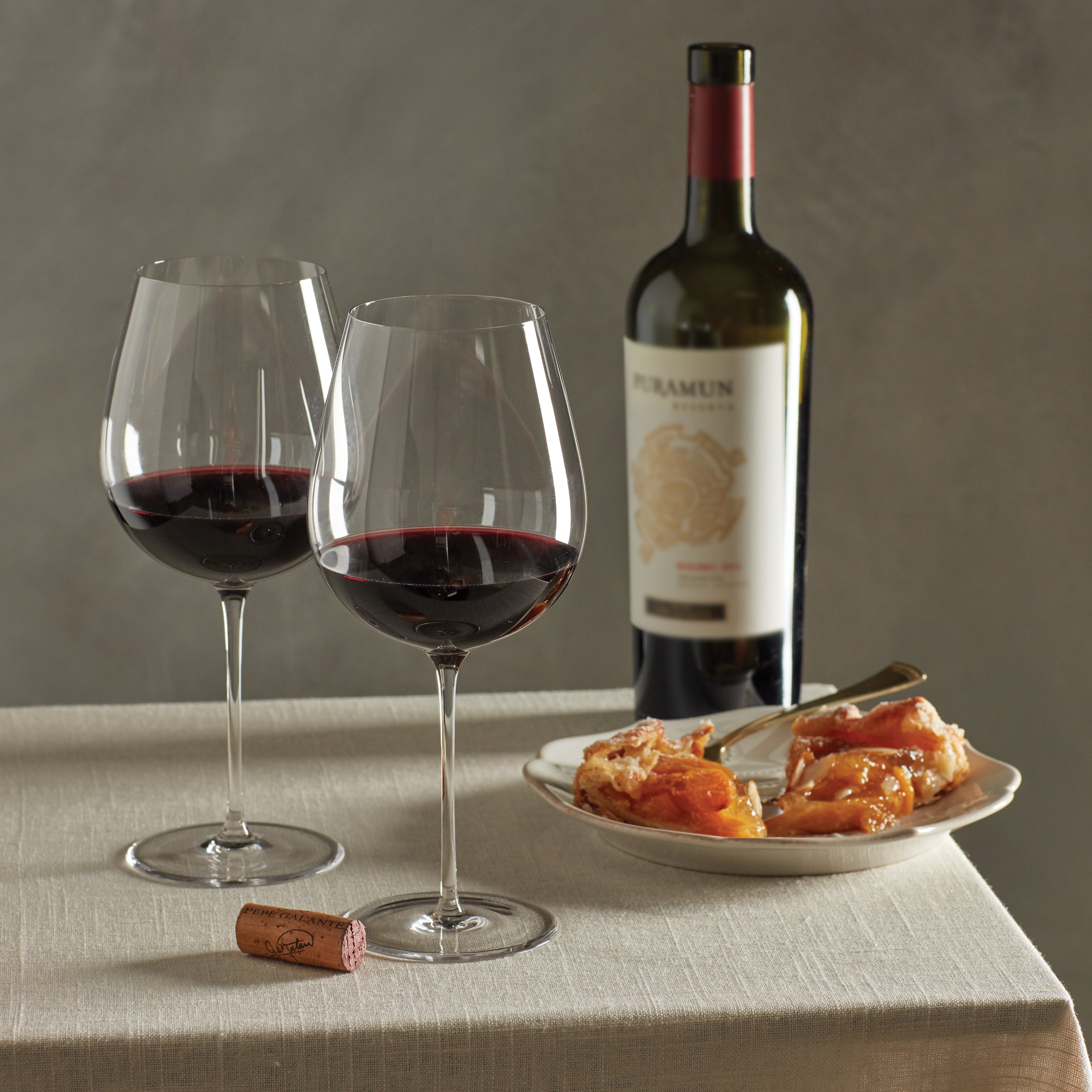 Premium Tuscany Signature Series Wine Glasses Set of 2 - Elegant Stemware for Red & White Wines - Perfect for Italian Chianti, Brunello & Fine Dining Experiences