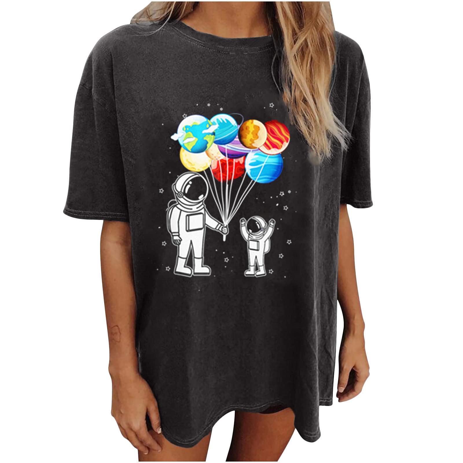 Women's Halloween Skeleton Graphic T-Shirt - Grunge Oversized Top for Party & Cosplay