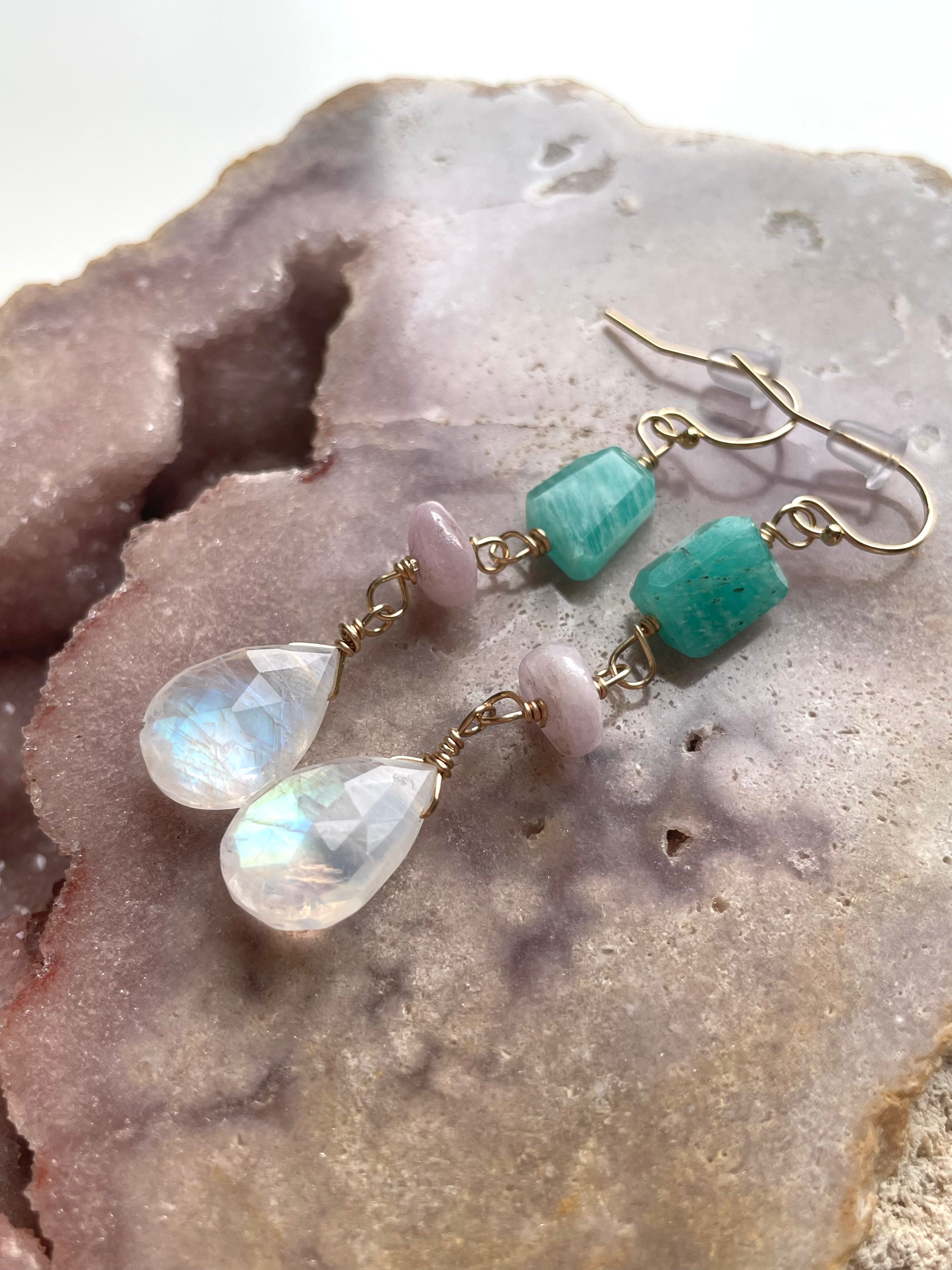 Natural Raw Crystal Dangle Earrings for Women - Boho Chic Handmade Gemstone Jewelry | Perfect for Parties, Weddings & Everyday Wear
