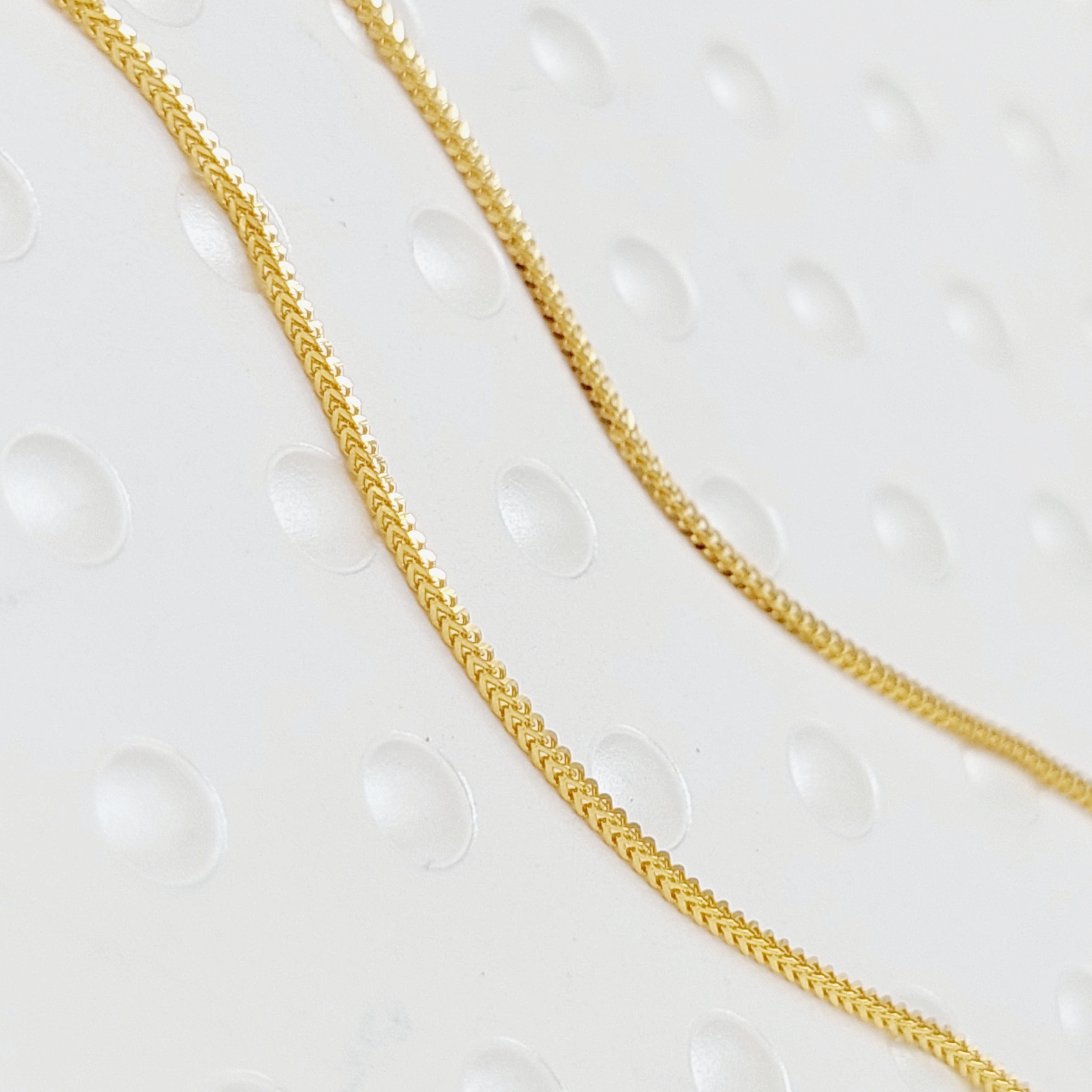 45cm Thin Fancy Chain Necklace for Women - Elegant Layering Jewelry for Daily Wear, Parties & Special Occasions
