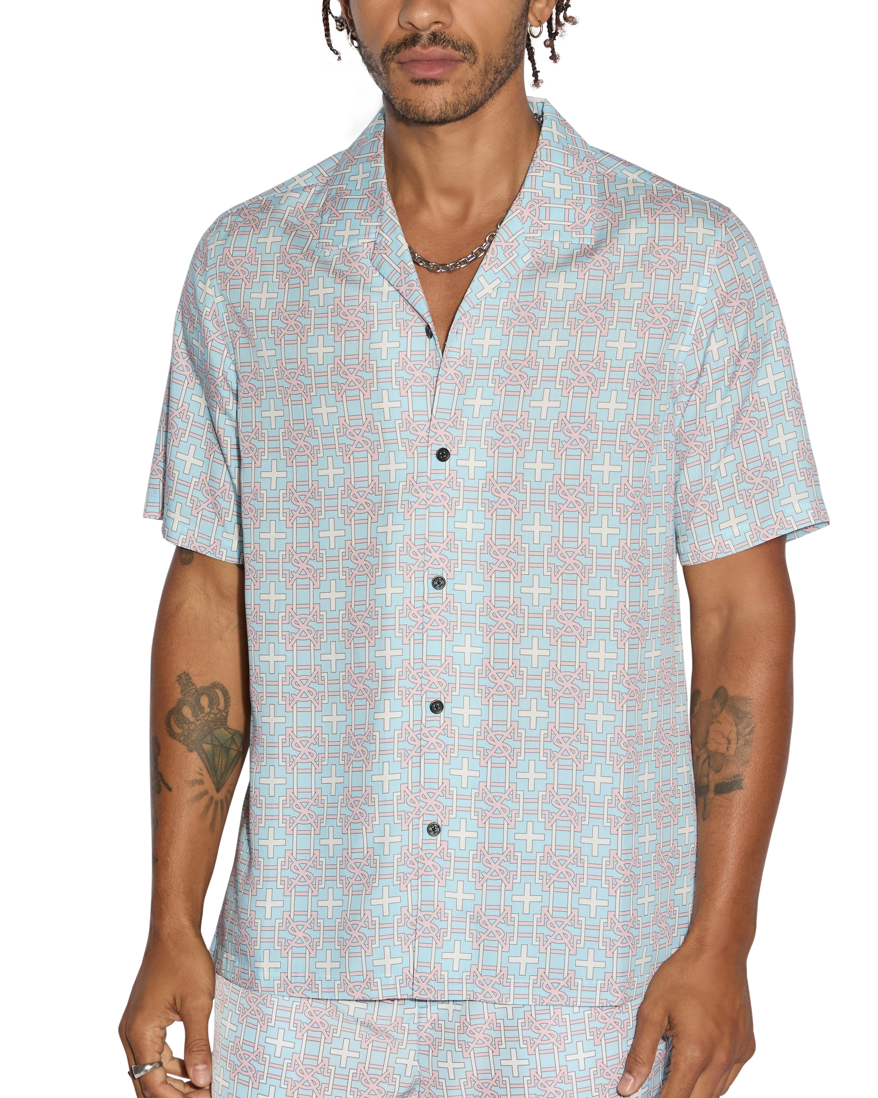 Plus Size Resort Short Sleeve Shirt - Tropical Paradise Print - Casual Summer Wear for Beach Vacations & Outdoor Adventures