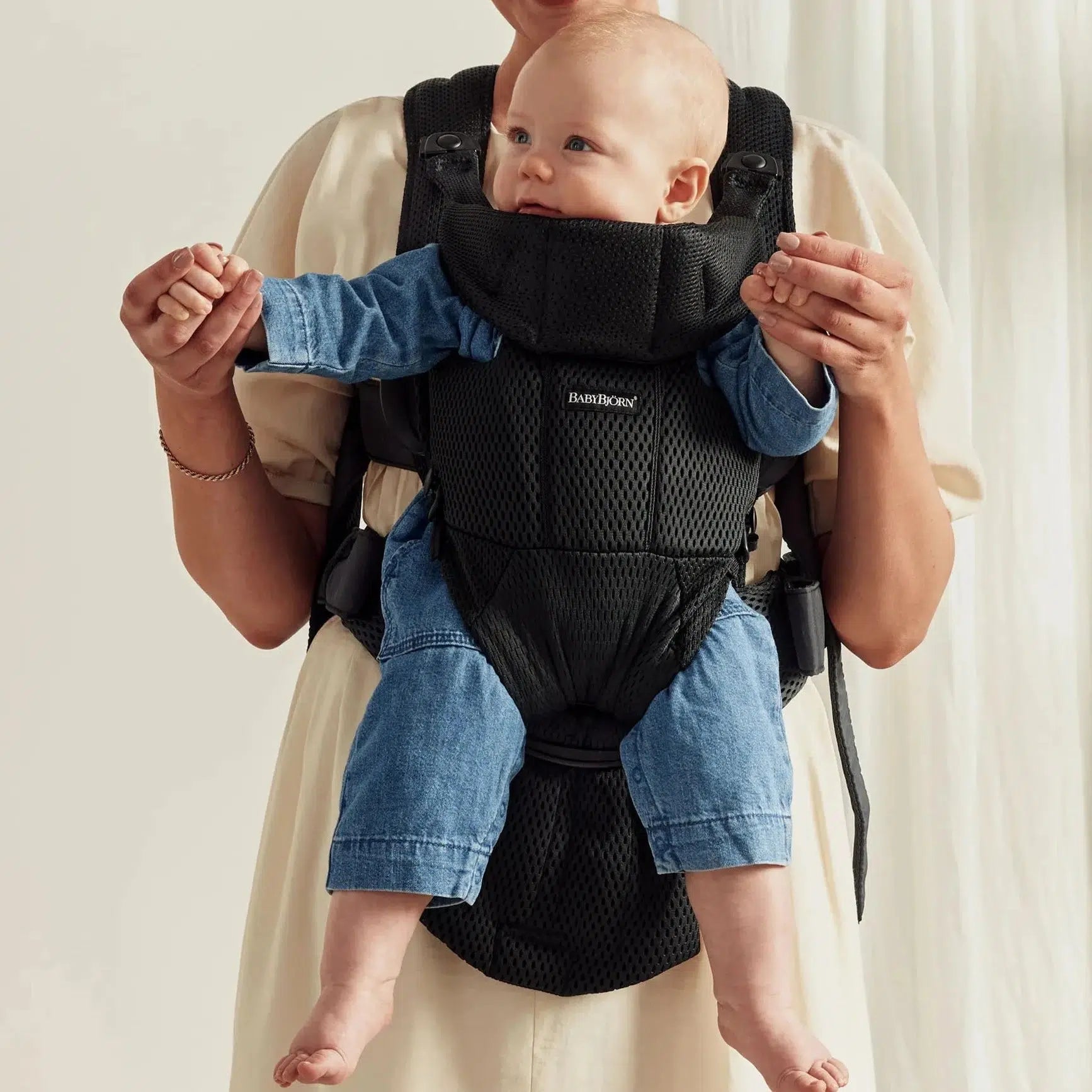 Baby Bjorn Baby Carrier Free - Ergonomic, Breathable Black Mesh Infant Carrier for Hands-Free Parenting - Perfect for Hiking, Shopping & Travel