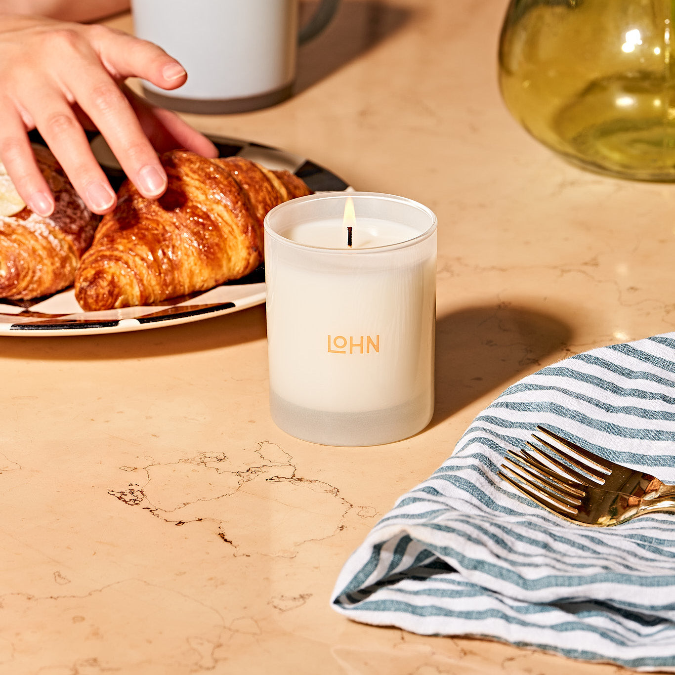 Feu Candle - Premium Scented Soy Wax Candles for Home, Gifts & Relaxation | Long-Lasting Fragrance for Bedroom, Bathroom & Office Decor