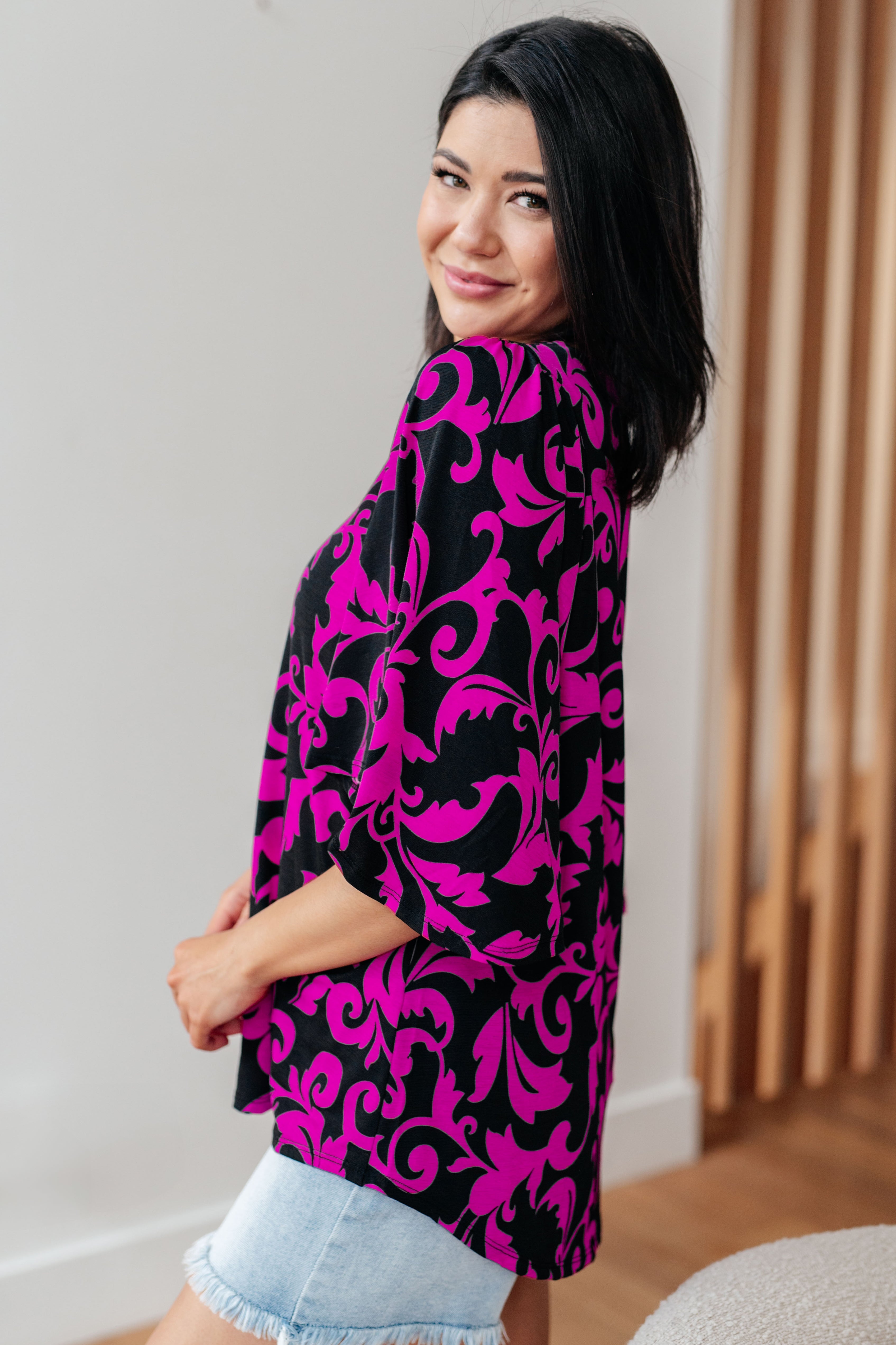 Stylish Magenta V-Neck Casual Top for Women - Perfect for Everyday Wear, Office & Date Nights