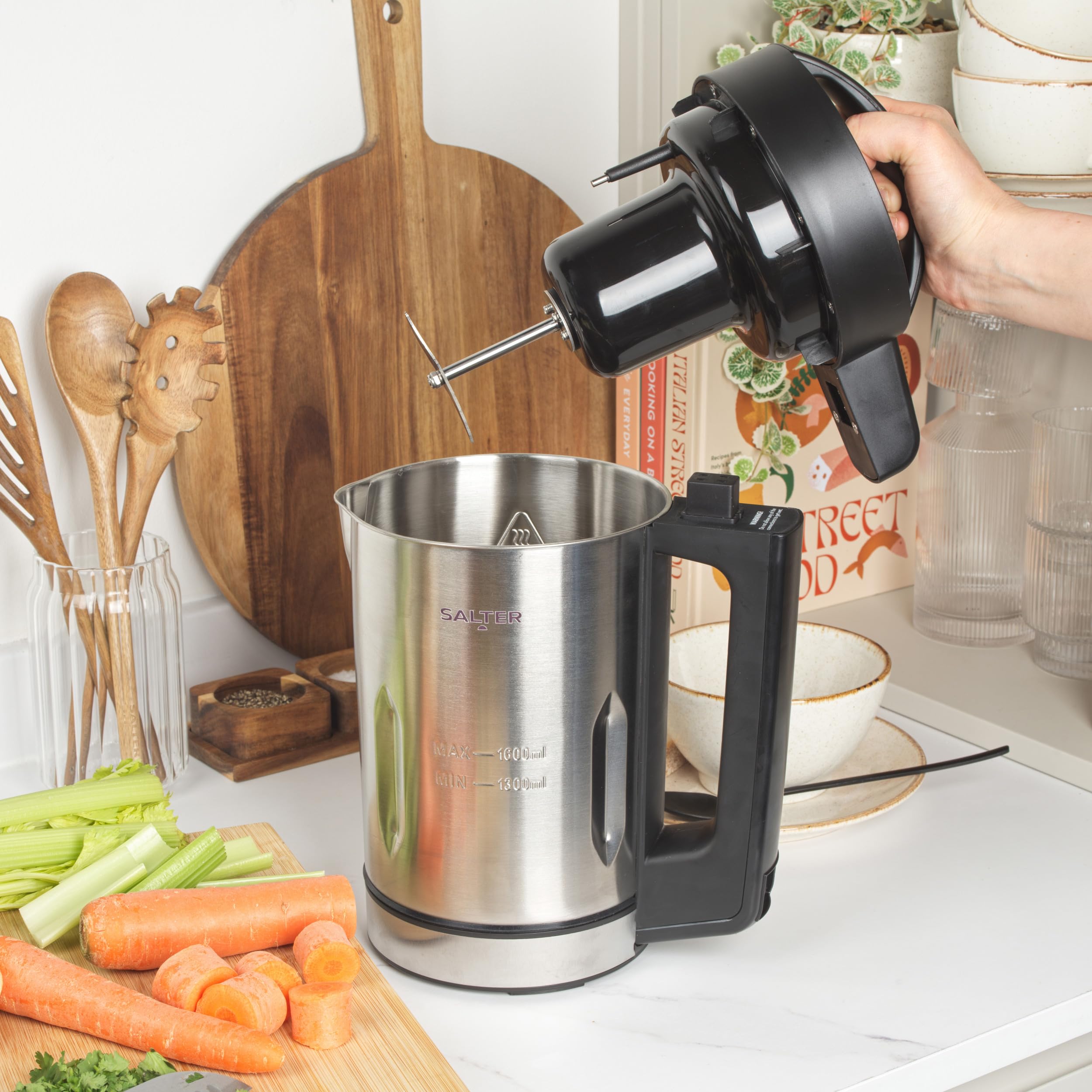 Salter EK5118V2 Digital Soup Maker - 1.6L Capacity, 900W Stainless Steel Blender for Smooth & Chunky Soups, Batch Cooking, Drinks, Keep Warm & Auto Clean | Overspill Sensor | Perfect for Home Kitchens, Meal Prep & Healthy Eating