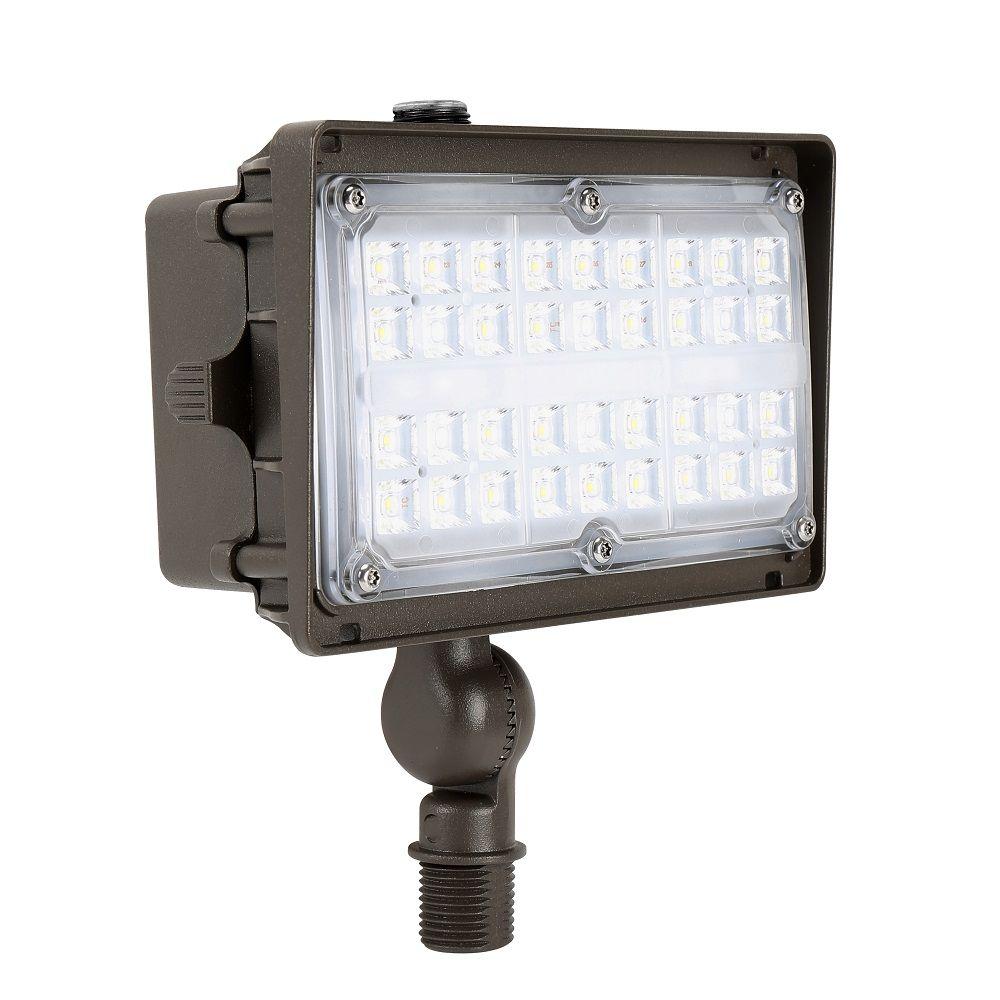 27W LED Outdoor Flood Light - 3,600 Lumens, 5000K Daylight White, 120-277V, 70W Equivalent - Perfect for Backyard, Garden, Parking Lot & Security Lighting