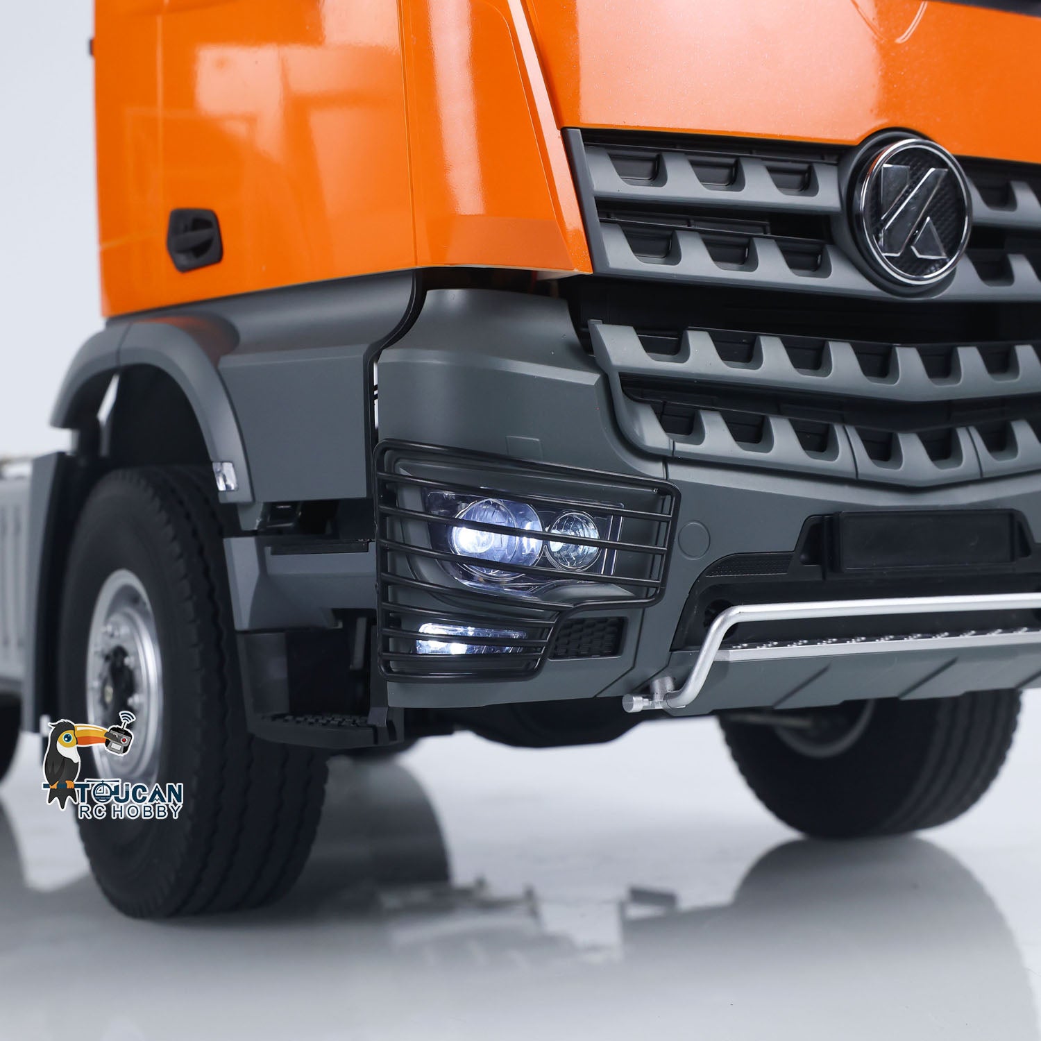 Kabolite 1/14 Scale 4X4 RC Tractor Truck with 3 Axles, Electric Lifting Dump Trailer, 2-Speed RTR Remote Control Hobby Model - Perfect for Off-Road Adventure & Construction Site Play