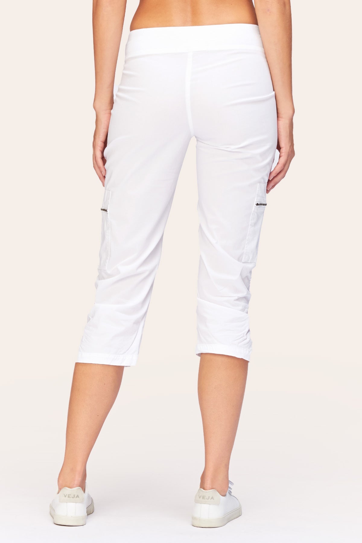 Nadia Crop Top in White - Women's Fashion Basic Tee for Casual Wear, Street Style & Layering