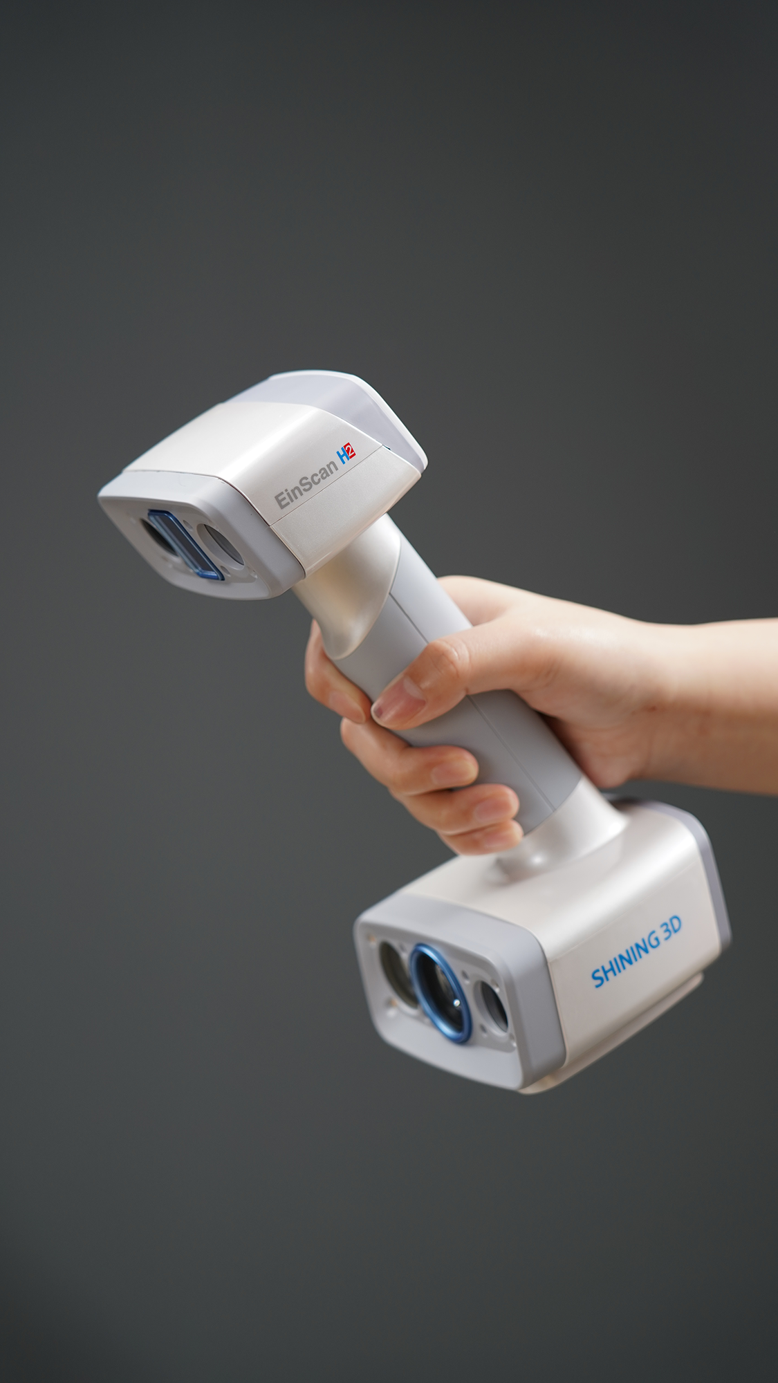 EinScan H2 High-Resolution Handheld 3D Scanner for 3D Printing, Reverse Engineering & CAD Design - Perfect for Industrial Prototyping, Product Development & Digital Archiving