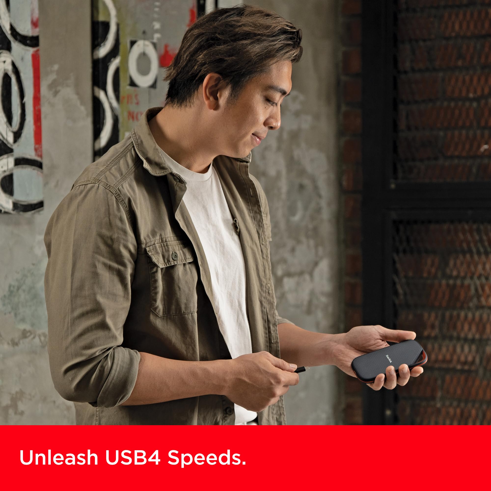 SanDisk 2TB Extreme PRO Portable SSD - USB4 & USB-C Compatible, 3800MB/s Read & 3700MB/s Write Speeds, IP65 Water & Dust Resistant, Backward Compatible with USB 3.2 - Perfect for 4K Video Editing, Gaming, and Professional Data Storage