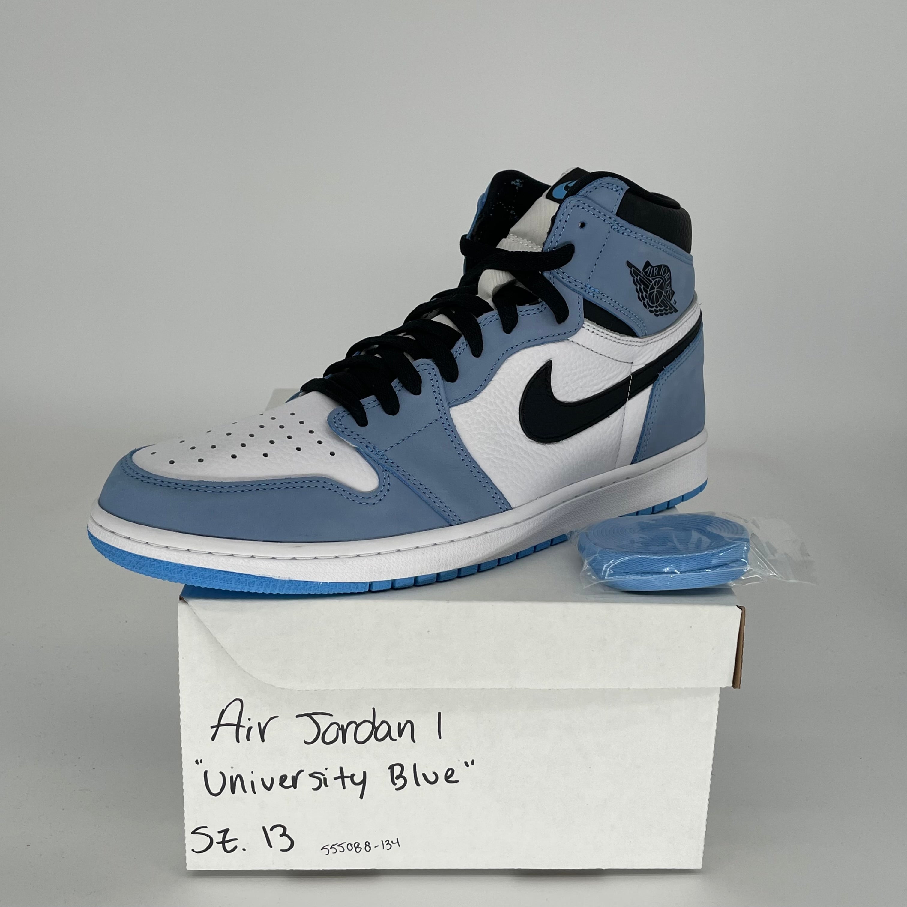 AIR JORDAN 1 UNIVERSITY BLUE Men's Basketball Shoes Size 13 - 555088-134 | Retro High Top Sneakers for Casual Wear & Street Style