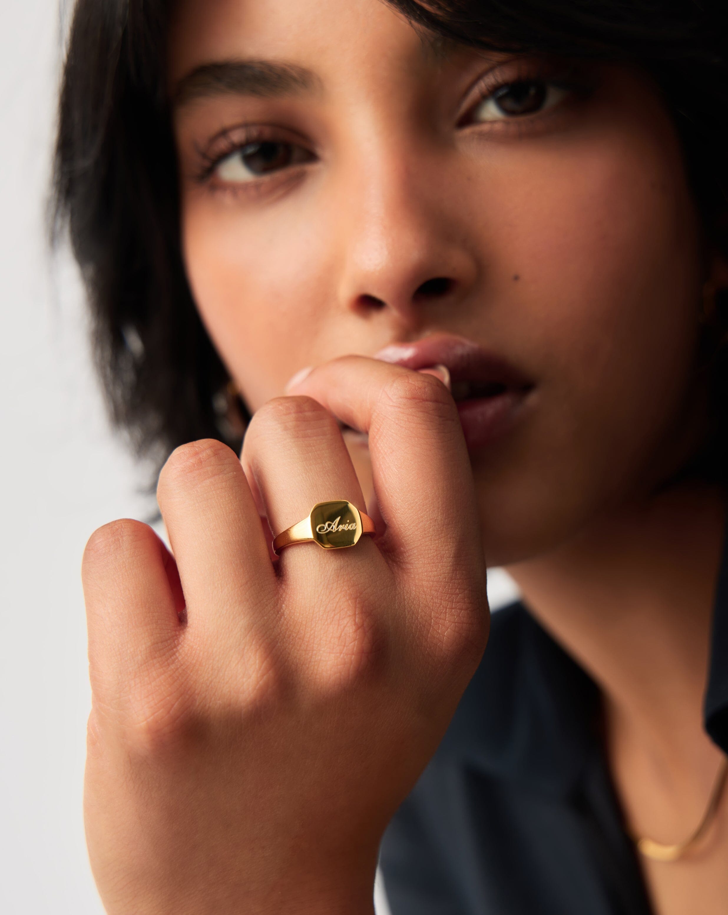 Engravable Oka Signet Ring - 18k Gold Vermeil Personalized Jewelry for Men & Women | Elegant Gift for Anniversary, Wedding, or Special Occasion