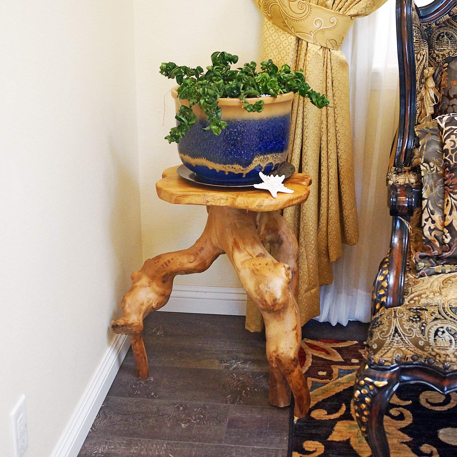 WELLAND Cedar Root Wood Log Side Table - Rustic Live Edge End Table for Living Room, Bedroom, or Patio - Natural Primitive Wooden Accent Table for Home Decor