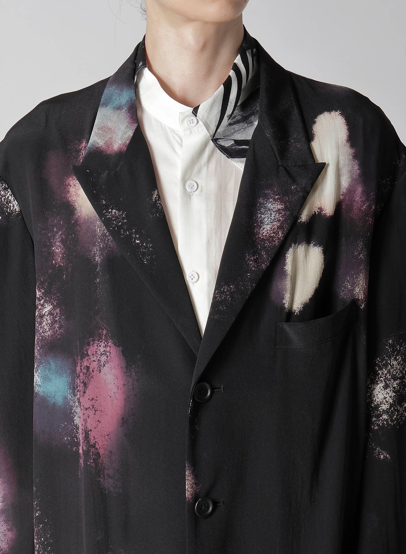 Stylish Color Scheme Print Jacket for Men & Women | Trendy Fashion Outerwear for Casual Wear & Street Style